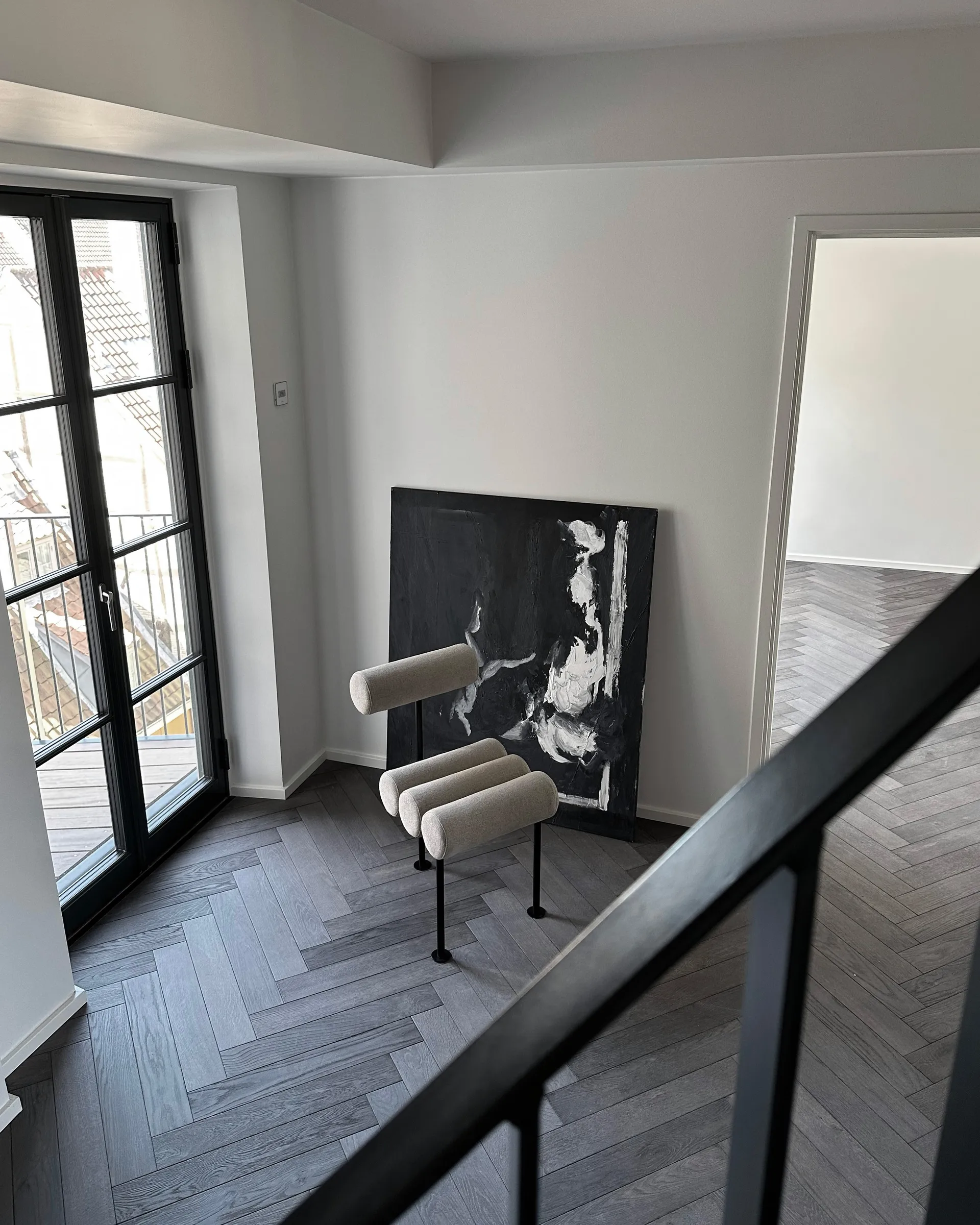 Chaise de salle à manger Hiro, Black frame-Sand 101 Copenhagen