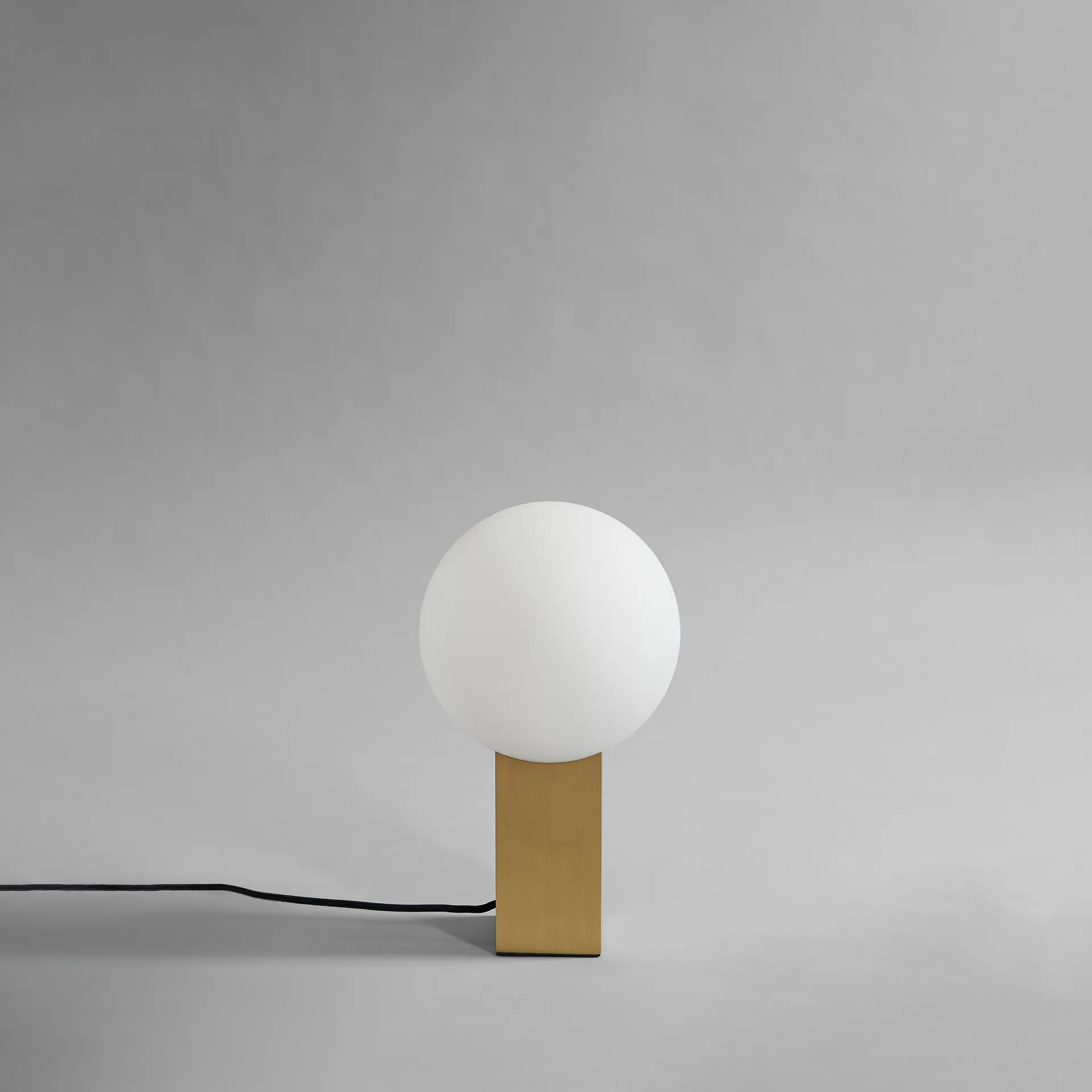 Lampe de table Hoop 34 cm, Laiton 101 Copenhagen