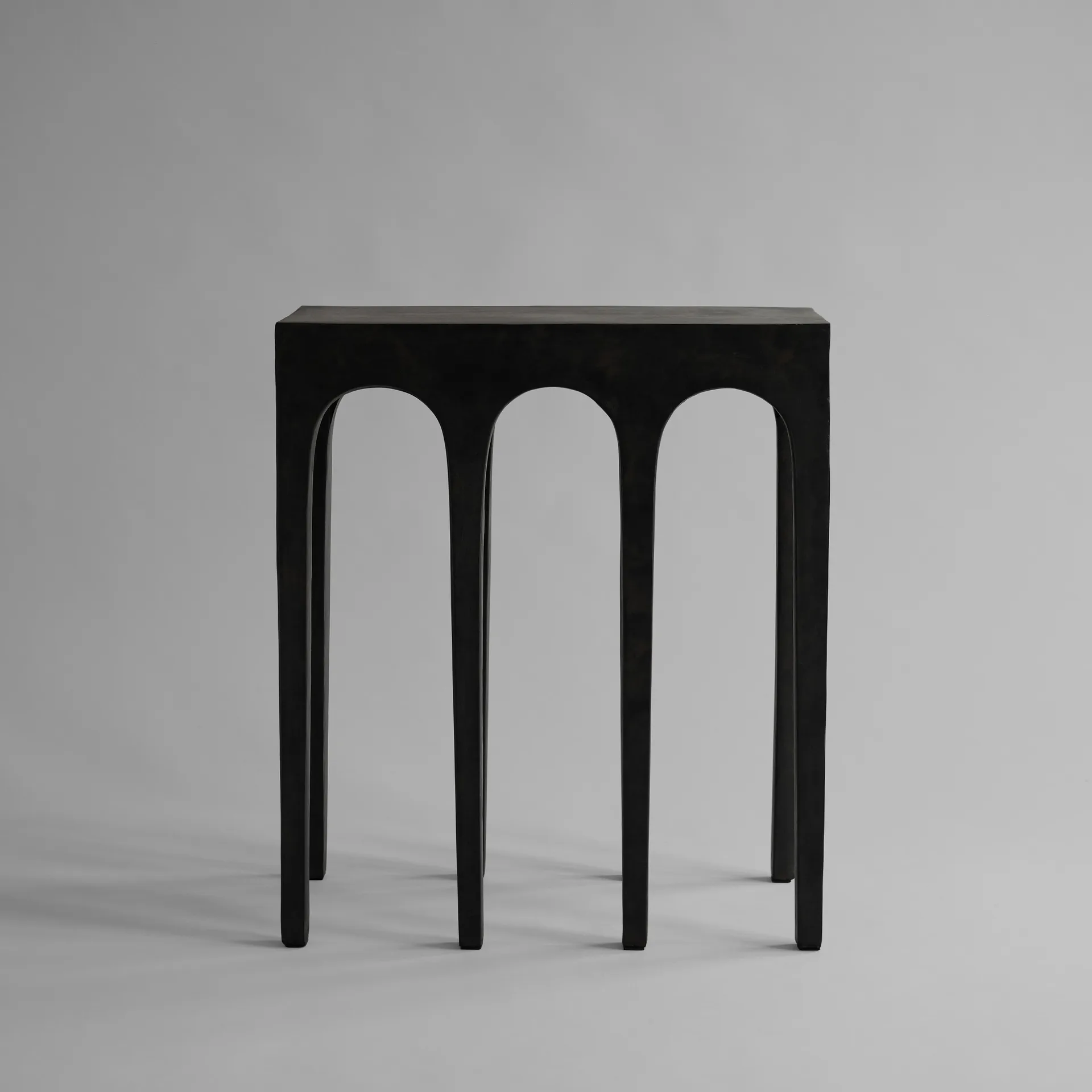 Table Bow Console 70,5x80 cm, Café 101 Copenhagen