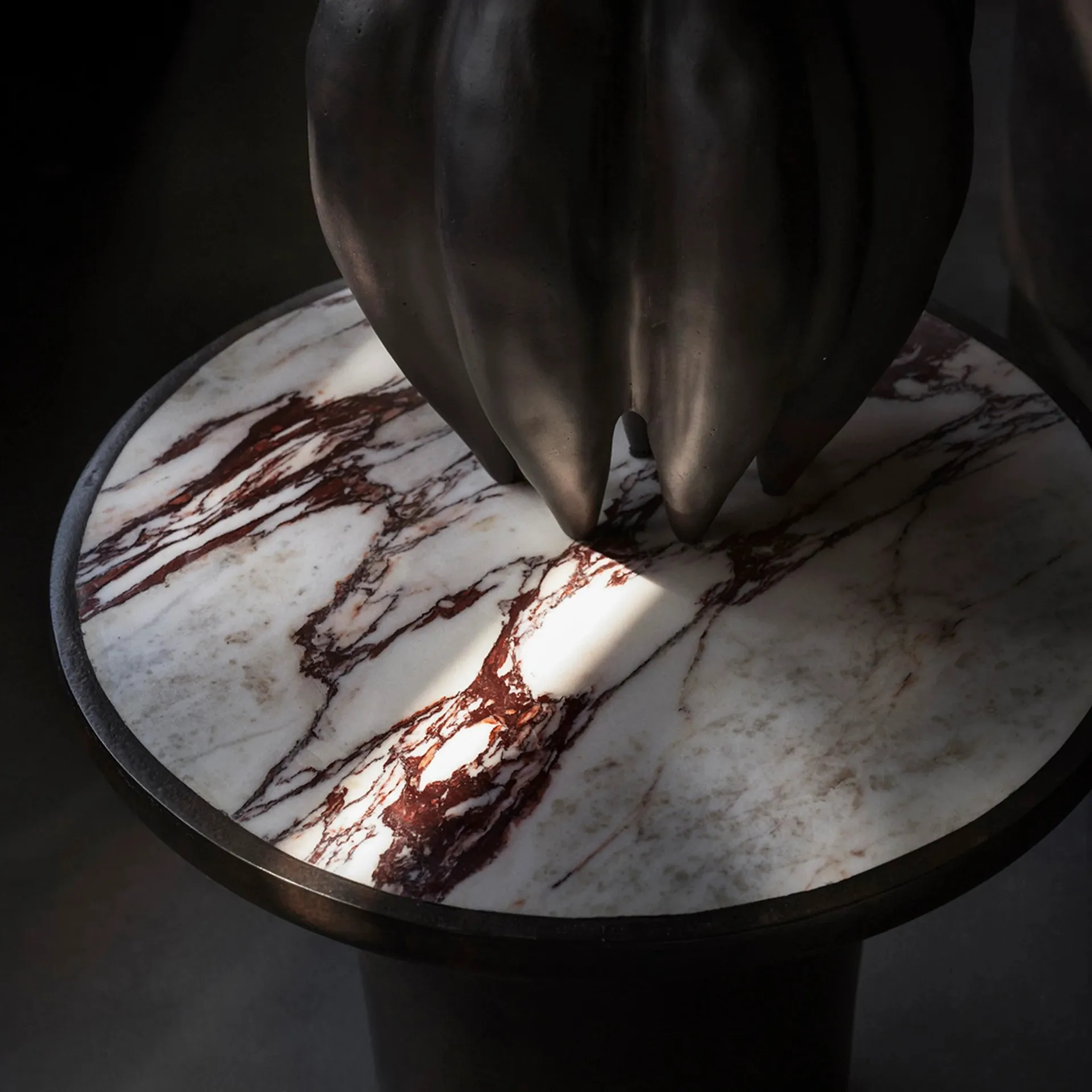 Table d’appoint Tairu tall Ø35 cm, Calacatta 101 Copenhagen