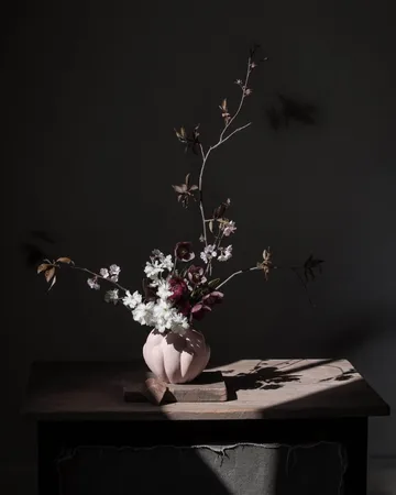Vase Bloom petit 22,5x24 cm - Rose - 101 Copenhagen