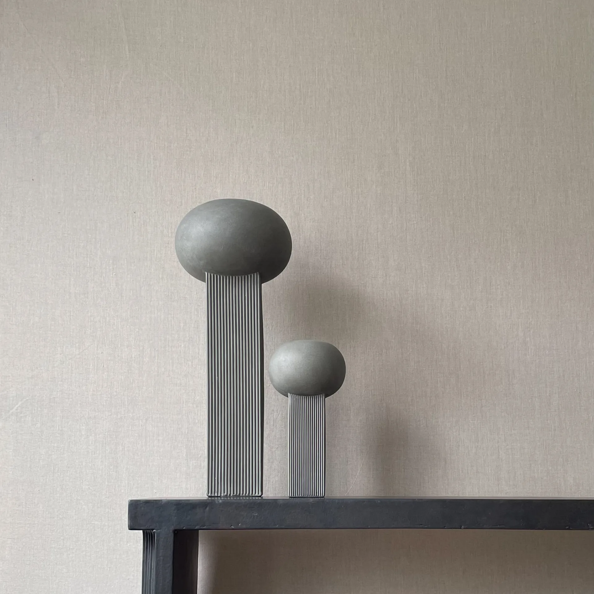 Vase Empire Ø15 cm, Gris foncé 101 Copenhagen