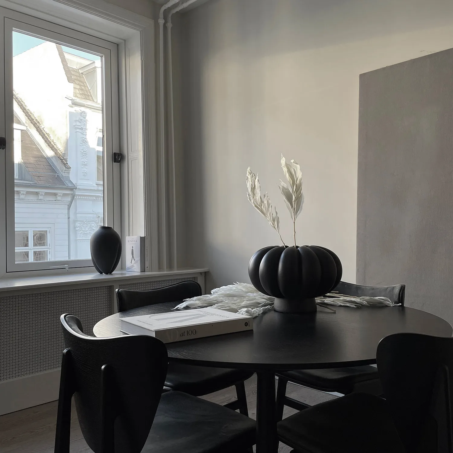 Vase Kabin Lamella, Coffee 101 Copenhagen