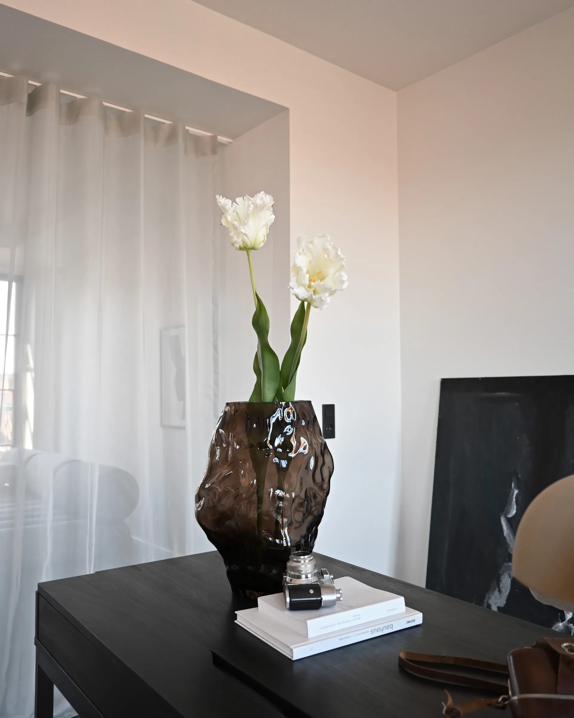 Vase Katachi medio, Smoked forest 101 Copenhagen