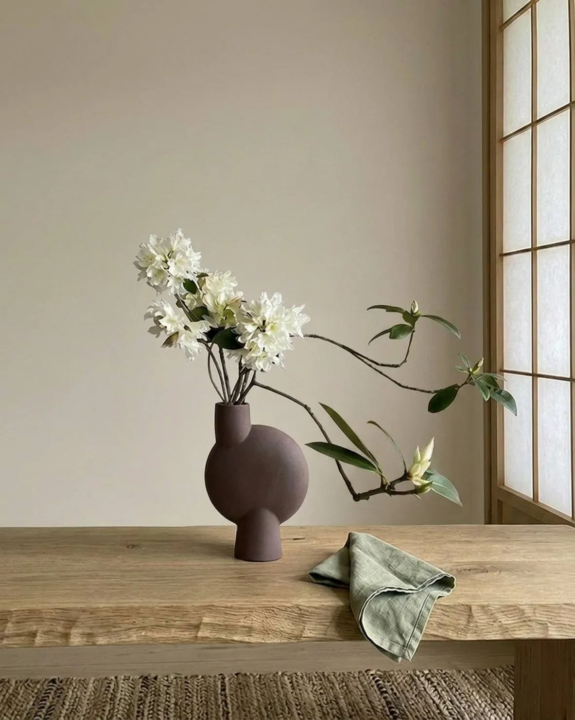 Vase Sphere Bubl Medio, Chocolate brown 101 Copenhagen
