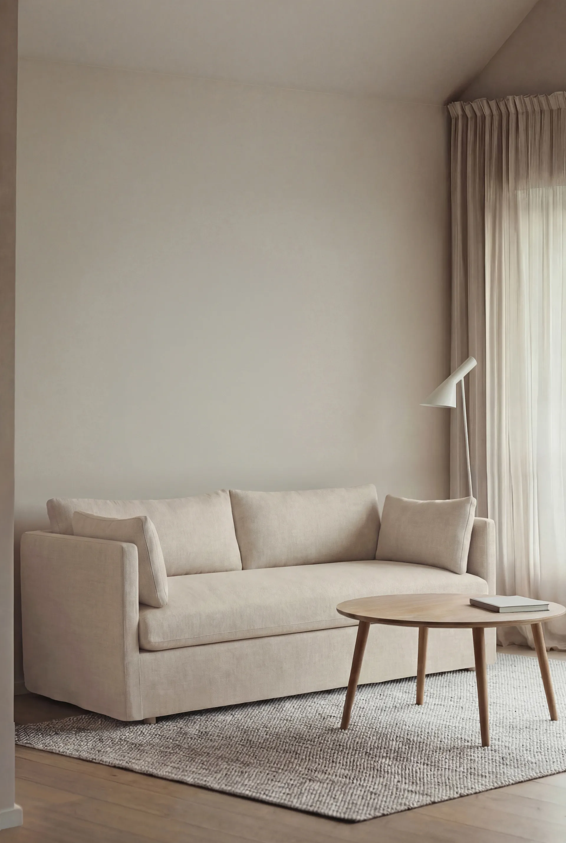 Canapé Linnevik, Same Beige 6670-chêne blanchi à l’huile, 2 places, avec jupe 1898