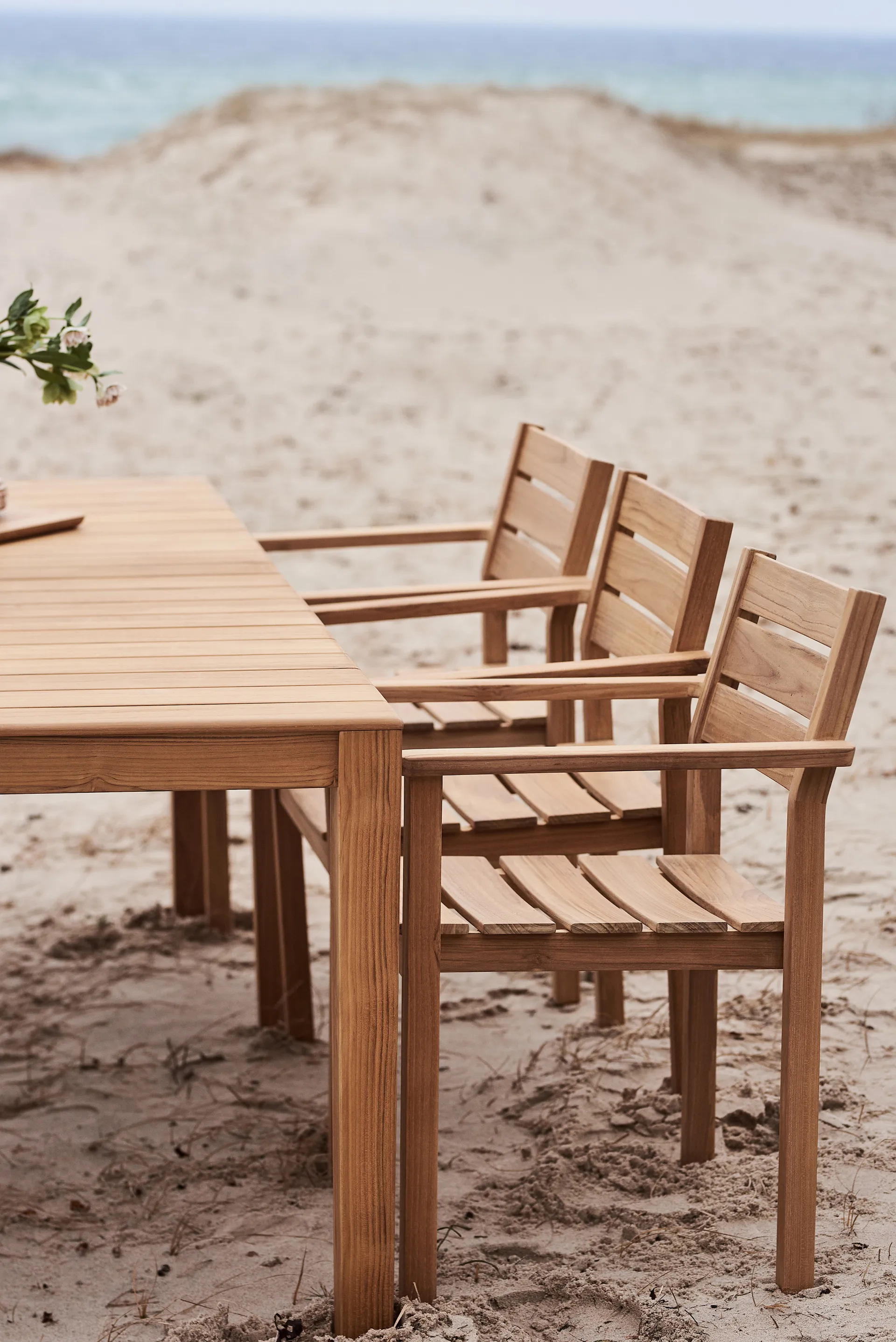 Ensemble table et 6 chaises de jardin en teck Sköndal,  1898