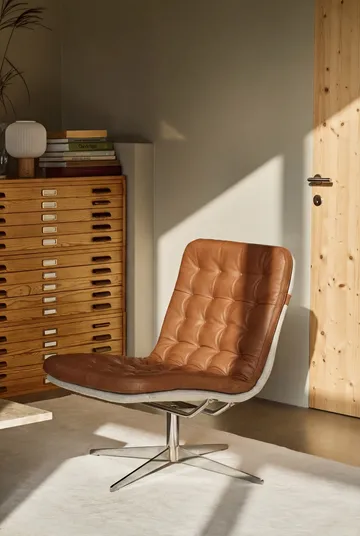 Fauteuil Loholm avec fonction pivotante - Cognac cuir huilé-Bern Beige 0341 - 1898