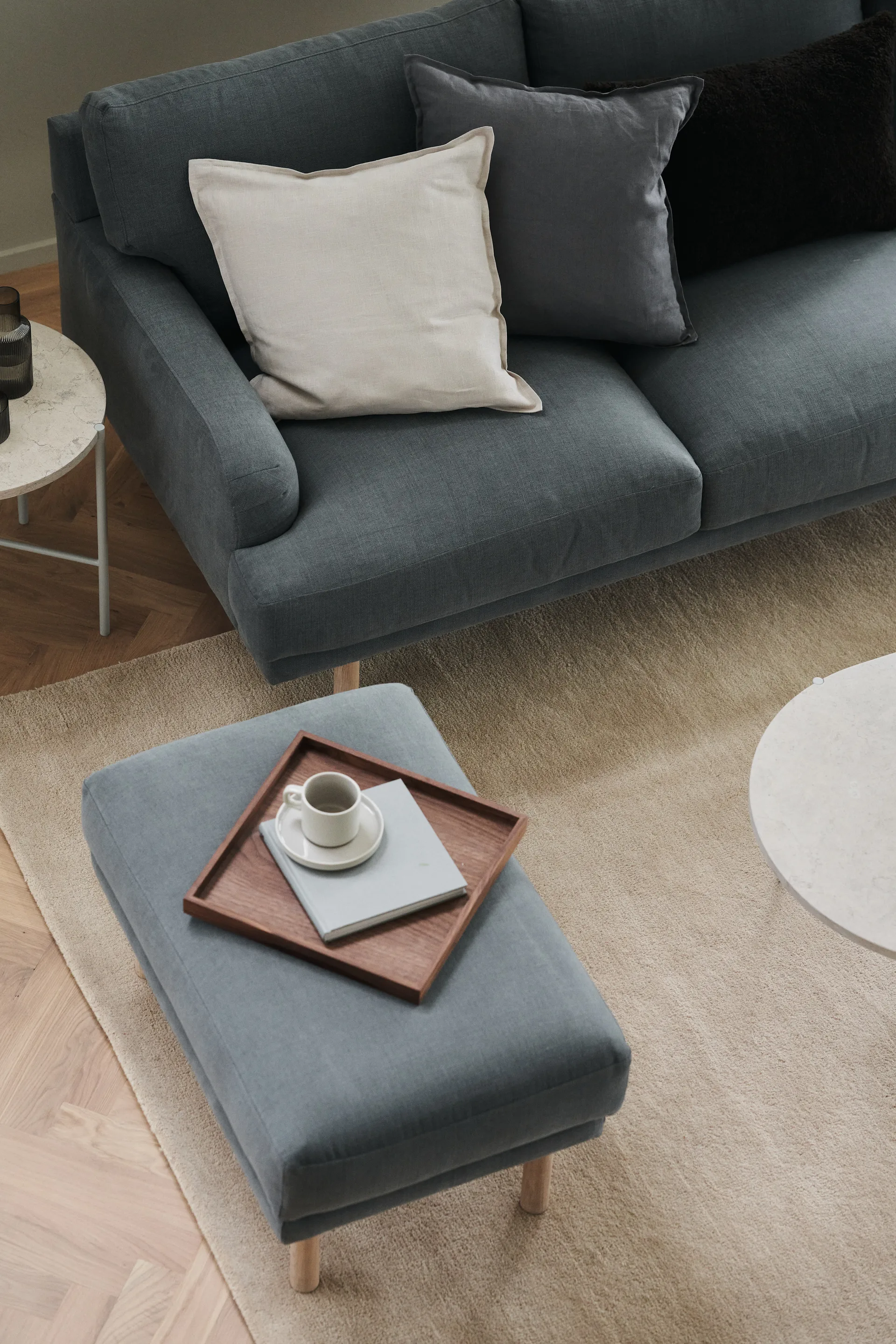 Repose-pied Lidnäs, Caleido gris foncé 1898