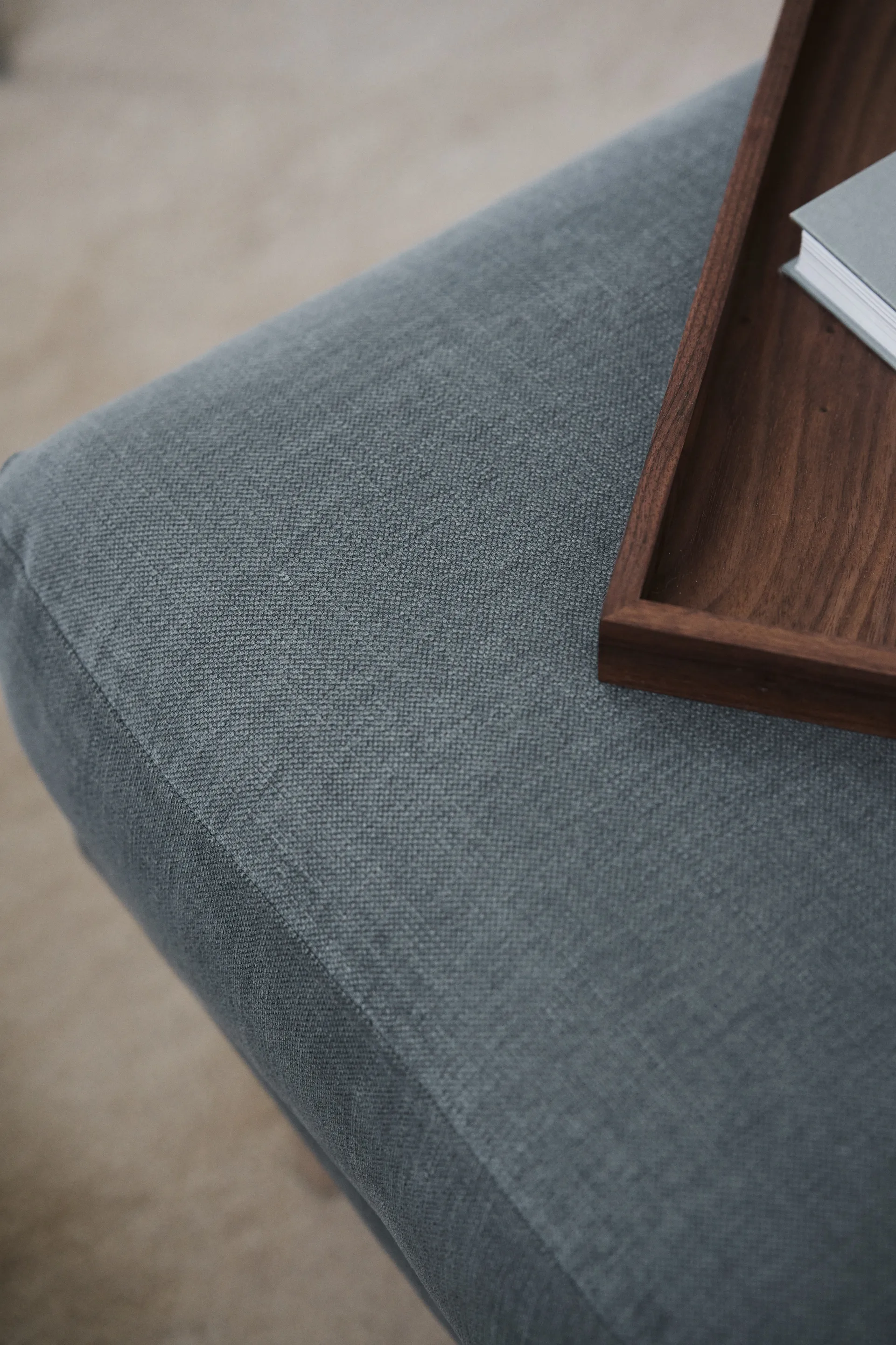 Repose-pied Lidnäs, Caleido gris foncé 1898