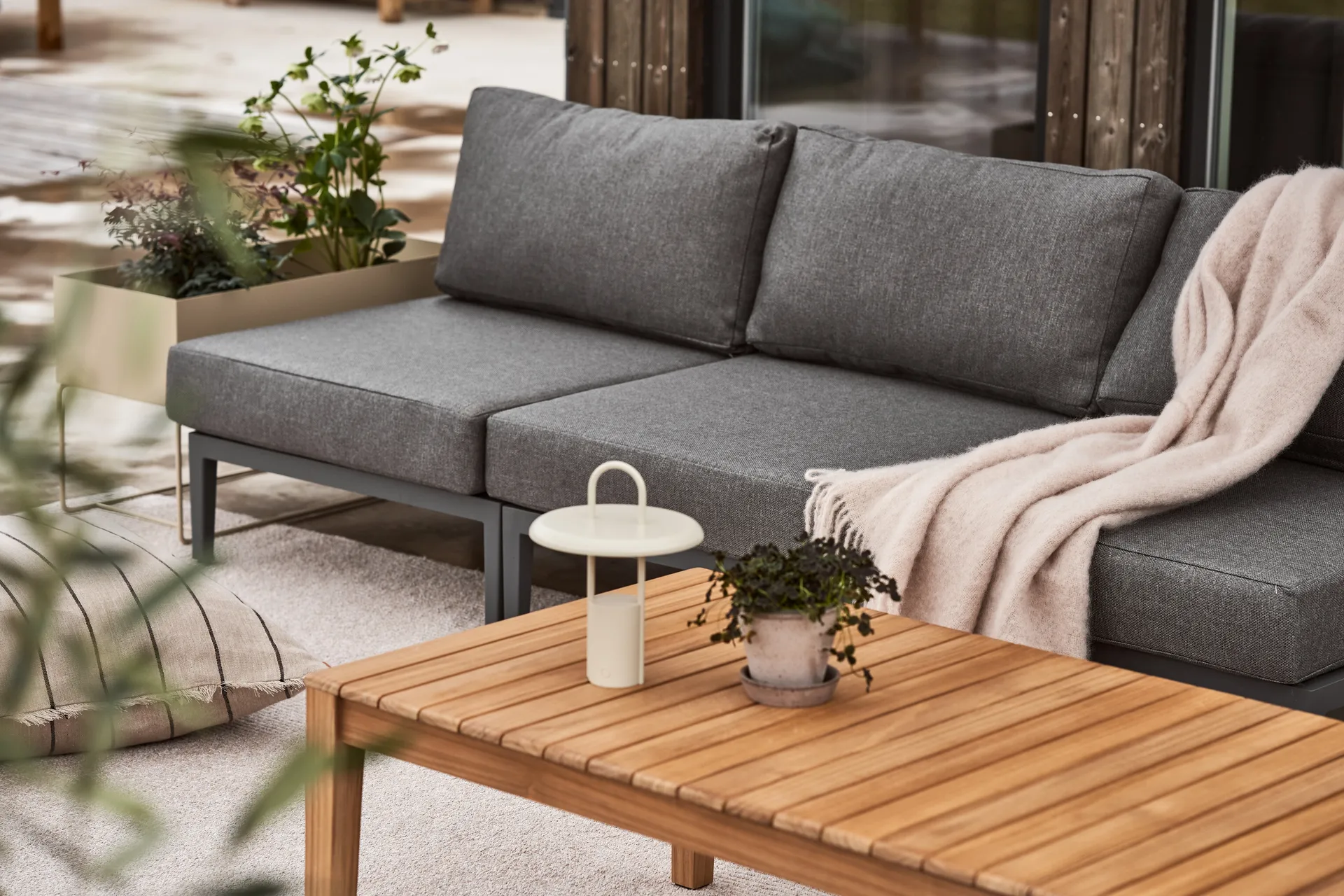 Table basse Stockaryd, Teck 1898