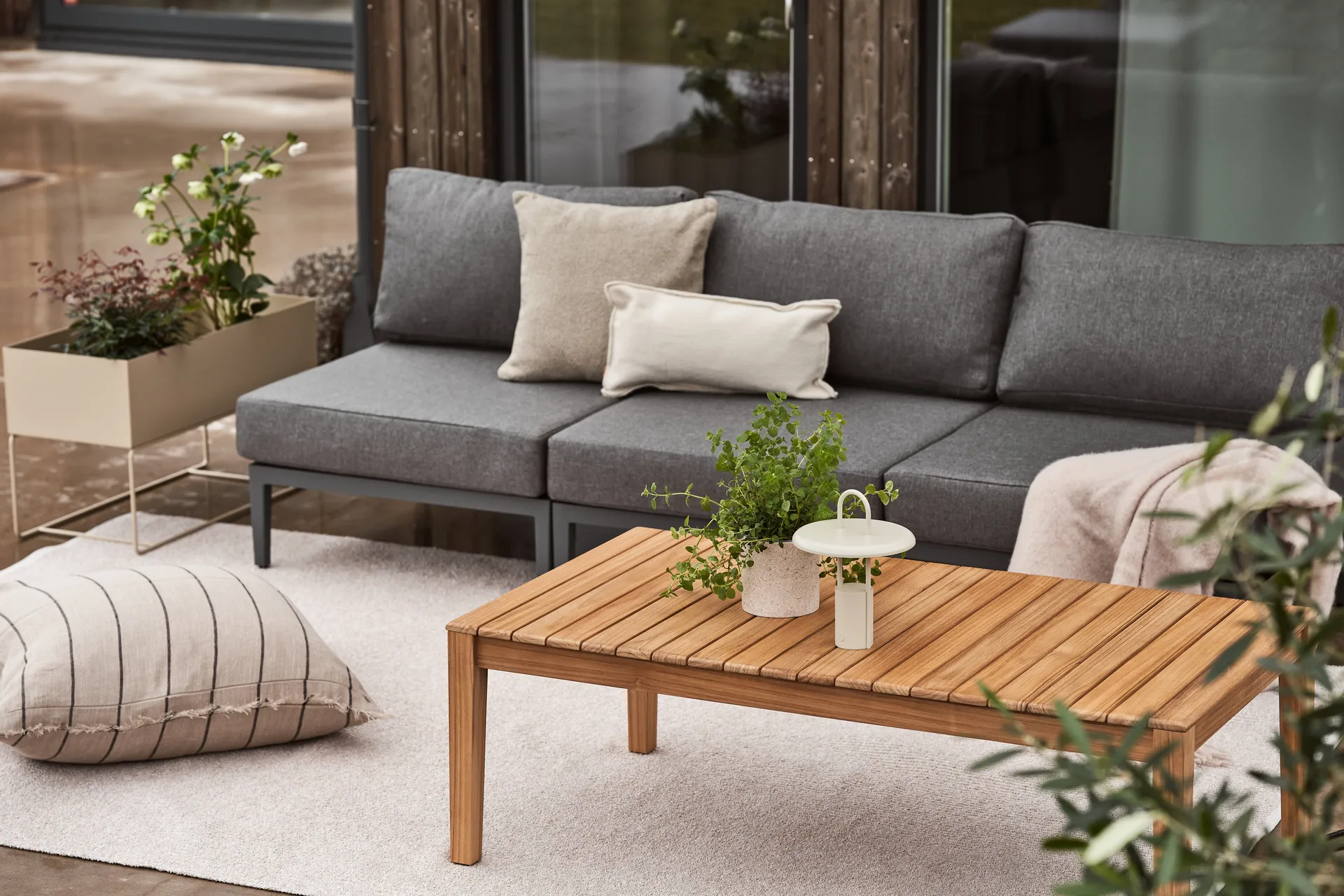 Table basse Stockaryd, Teck 1898