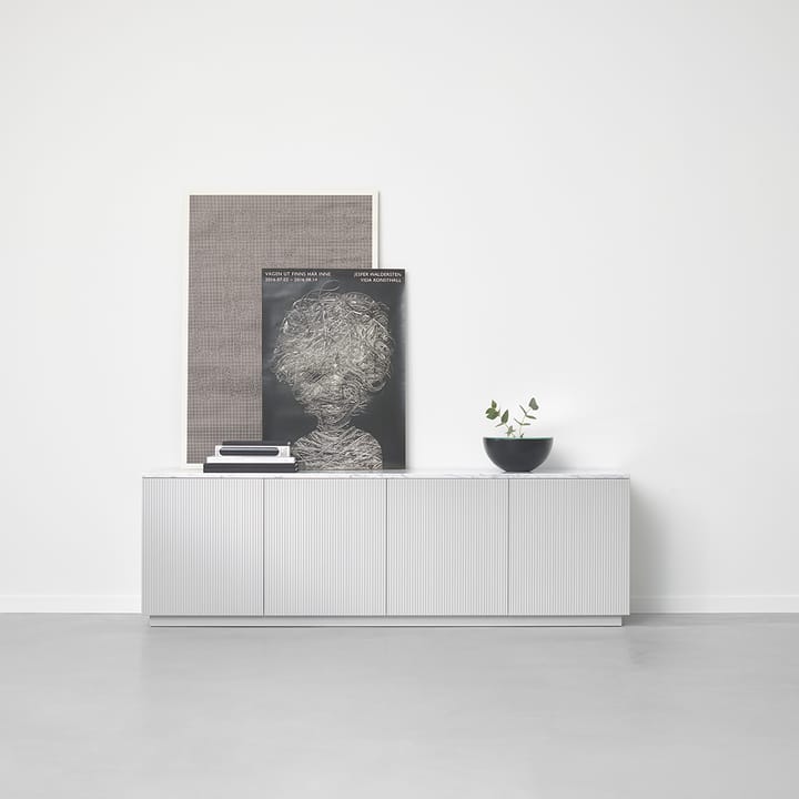 Buffet Beam, gris clair, socle en chêne huilé blanc A2