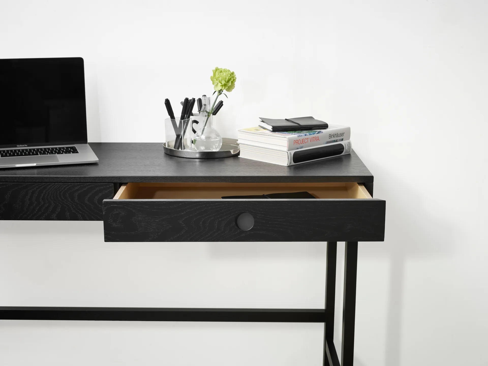 Bureau Mind, Chêne teinté noir, 118x74x44 cm A2