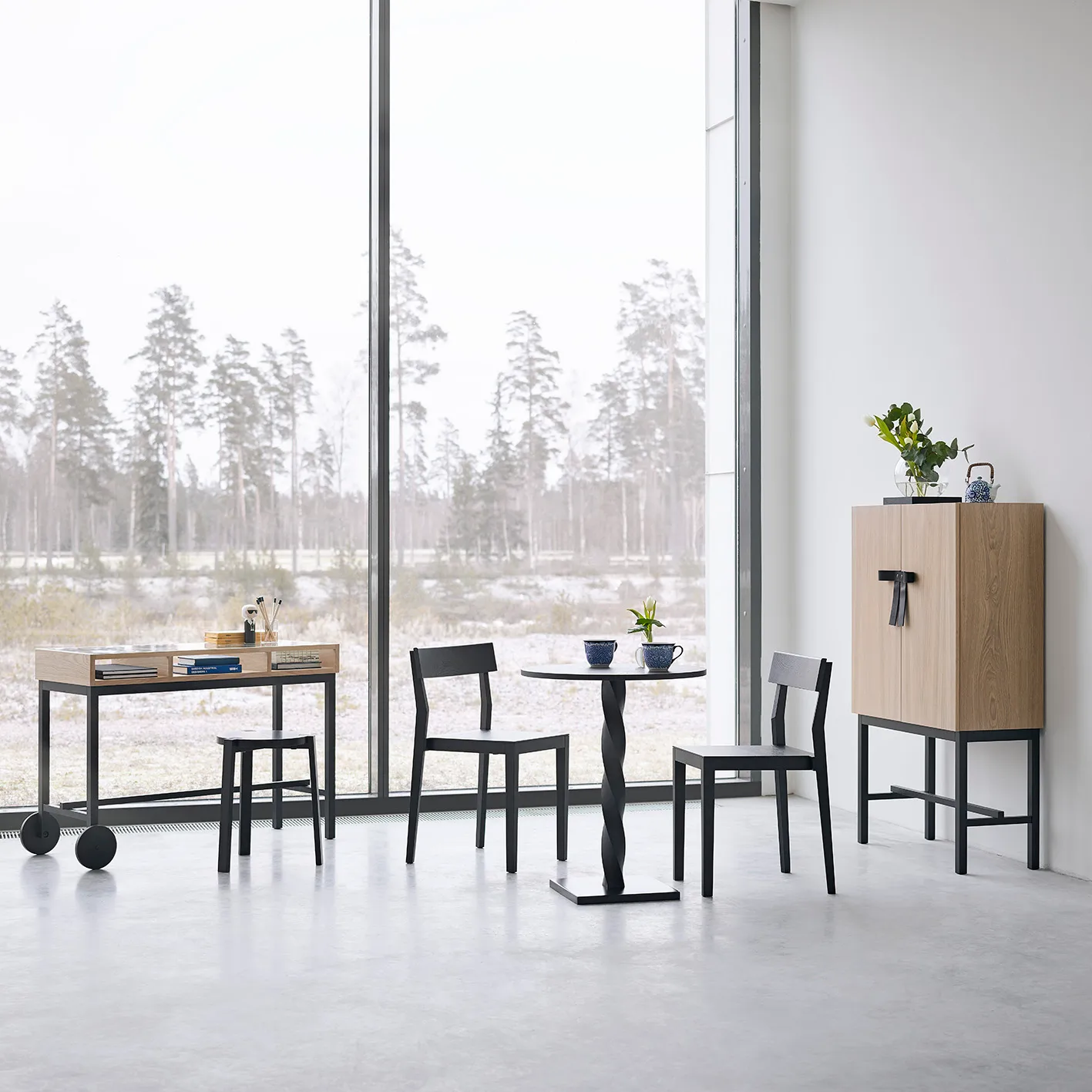 Rangement The Bow, Chêne huilé blanc-noir A2