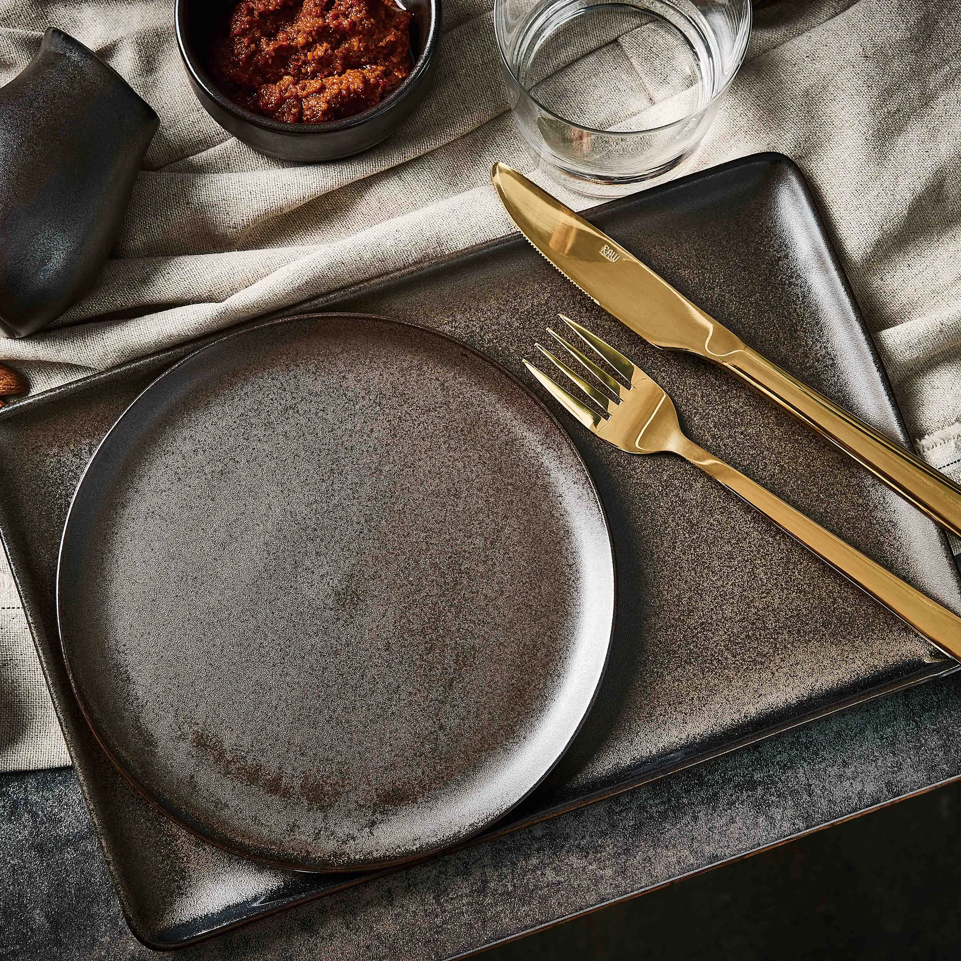 Assiette 31,5 x 20 cm Raw, Metallic brown Aida