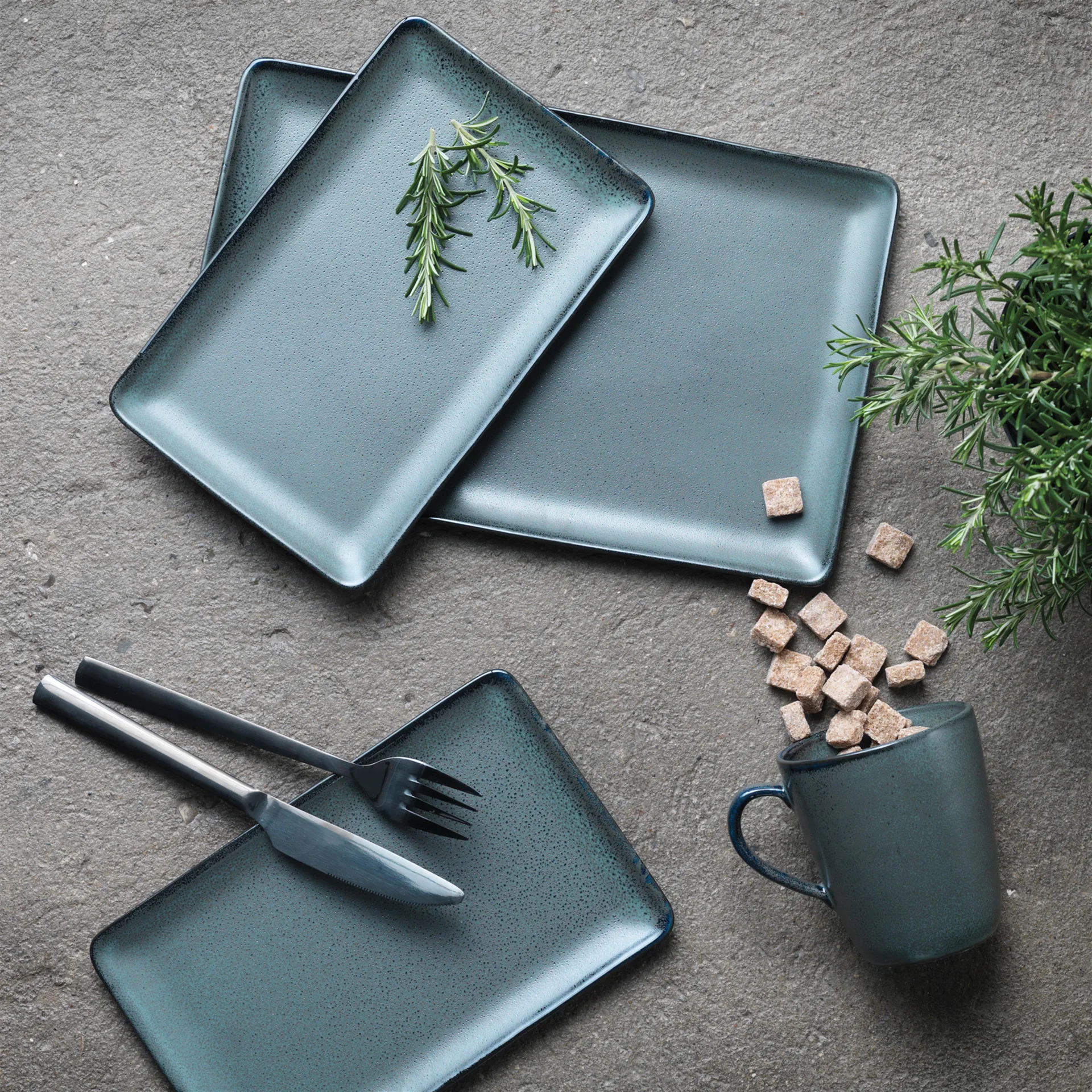 Assiette 31,5 x 20 cm Raw, Northern green Aida