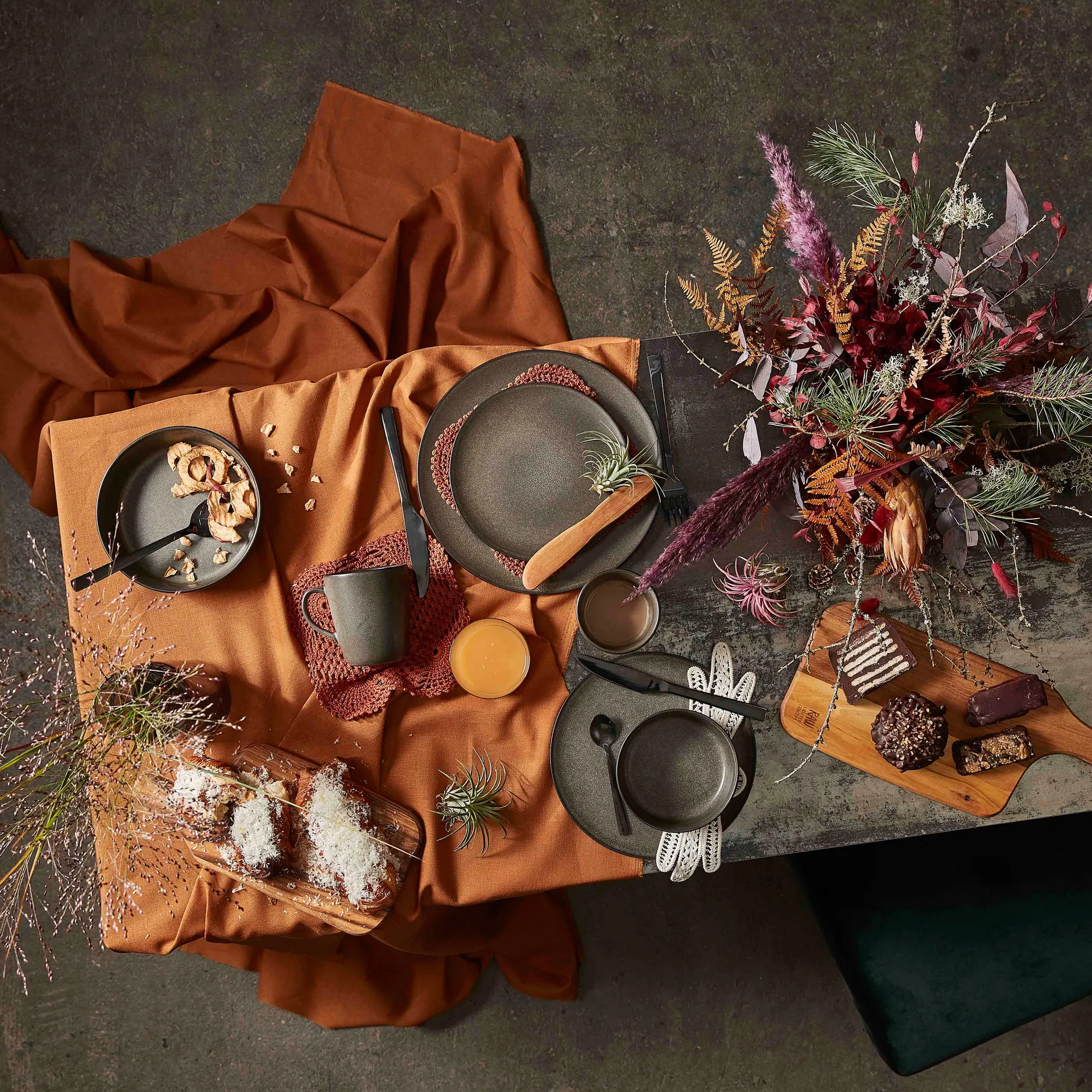 Assiette Raw Ø23 cm, Forest brown Aida