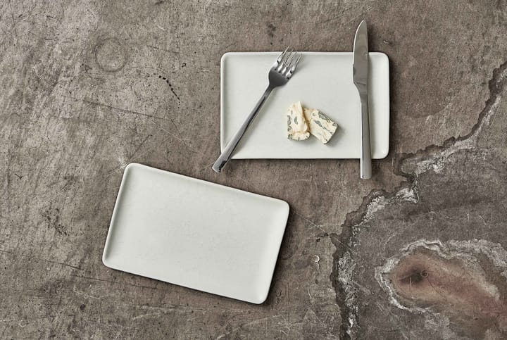 Assiette Raw 23,5 x 15 cm - Arctic white - Aida