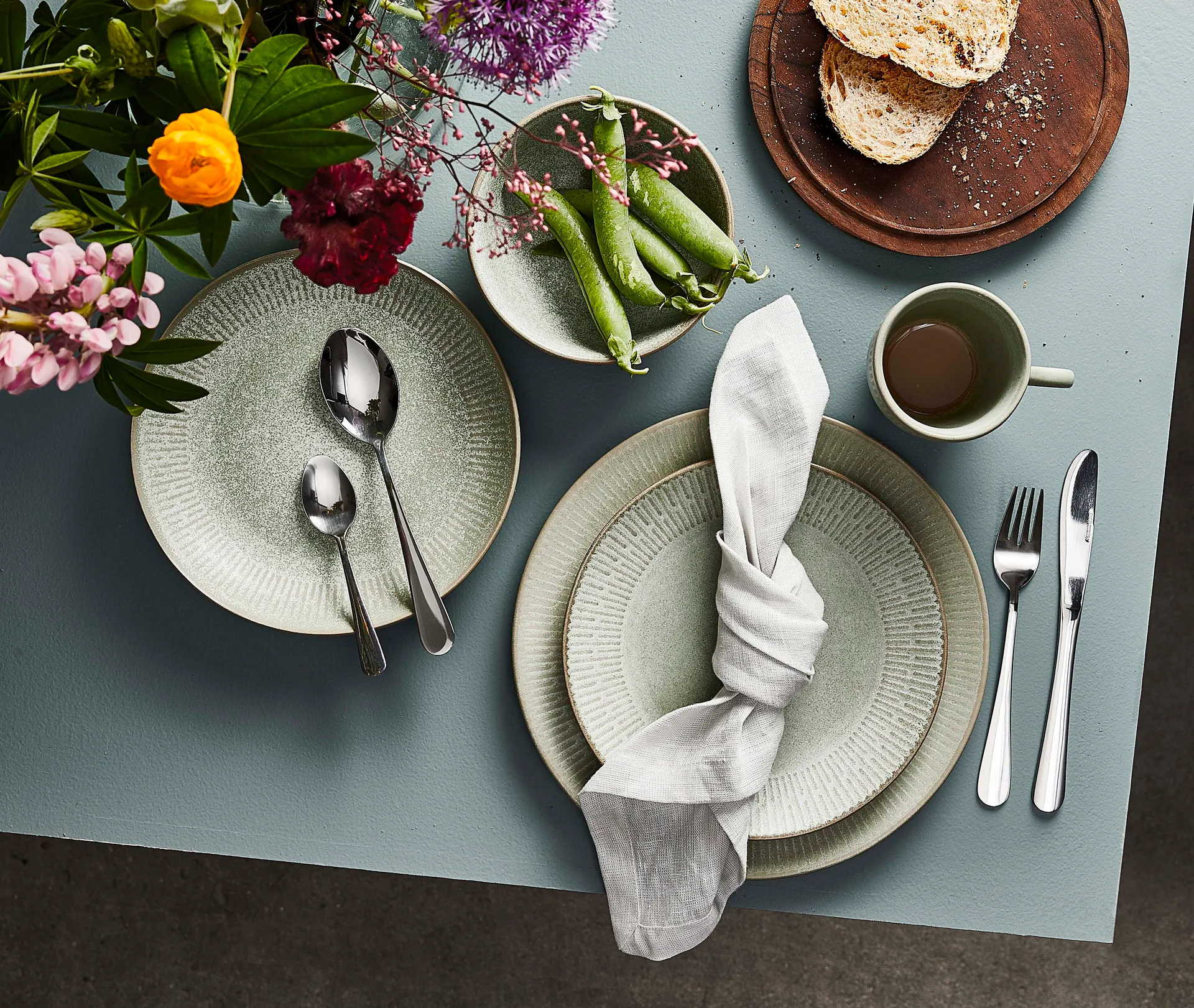 Assiette Relief 22 cm, Vert Aida