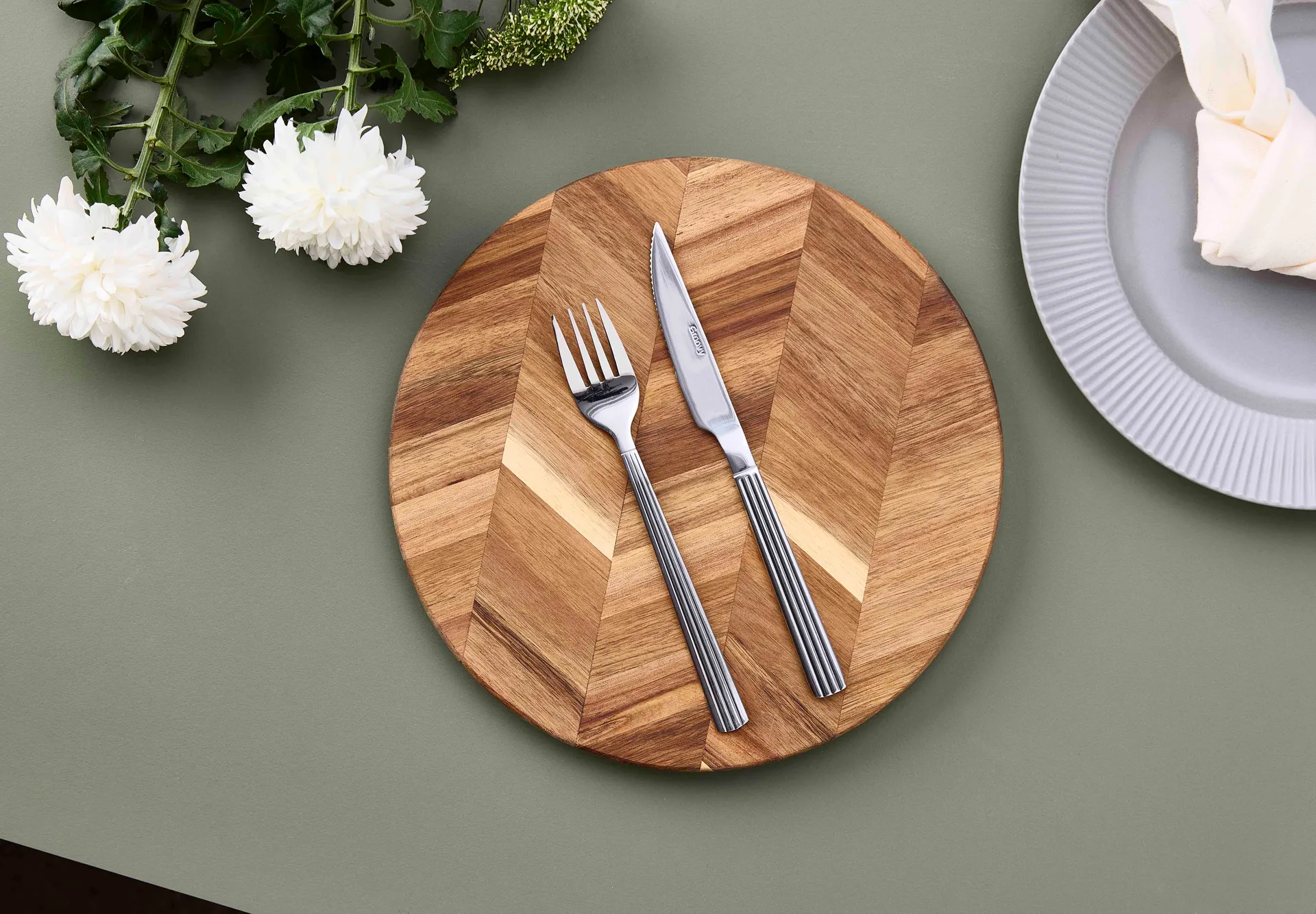 Couteau à steak Groovy, Acier inoxydable Aida