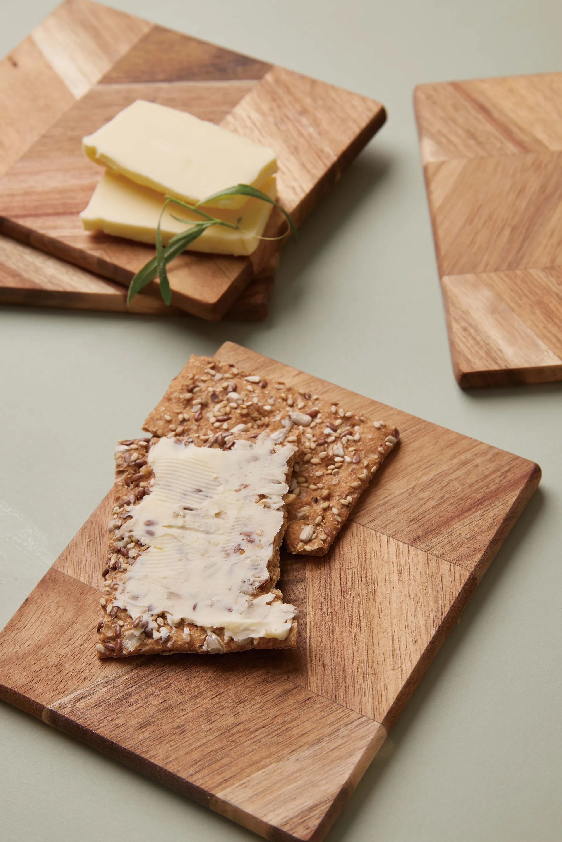 Planche à découper à chevrons 12x15 cm, lot de 4, Bois d'acacia Aida