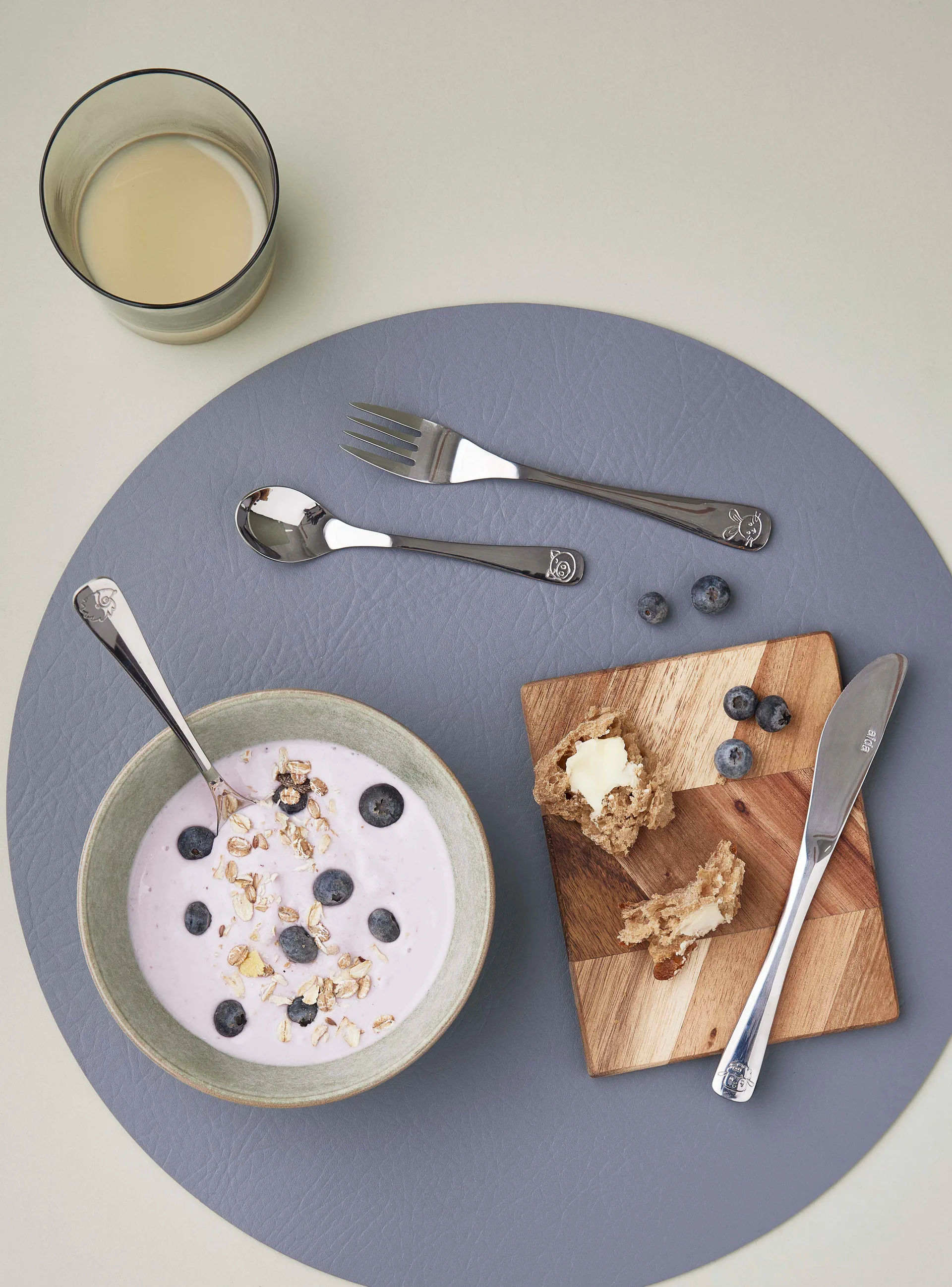 Planche à découper à chevrons 12x15 cm, lot de 4, Bois d'acacia Aida