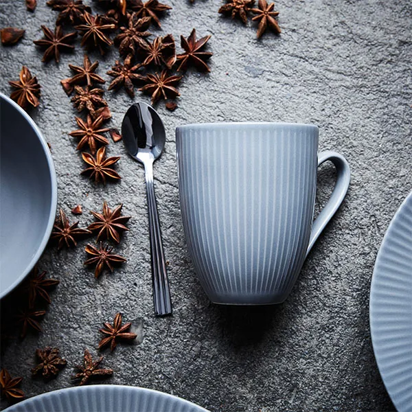 Tasse Groovy 30 cl, Gris Aida