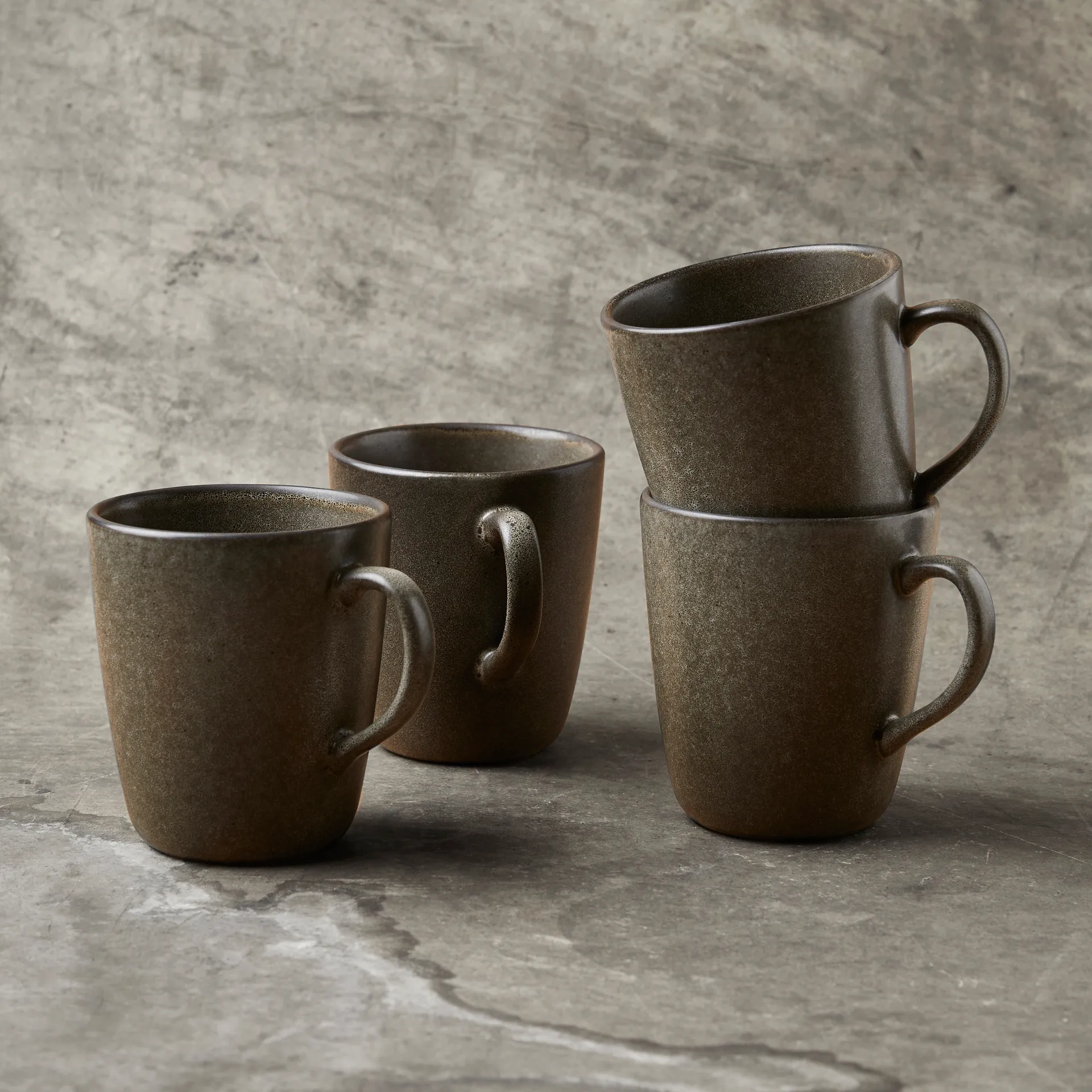 Tasse Raw avec anse 35 cl, Forest brown Aida