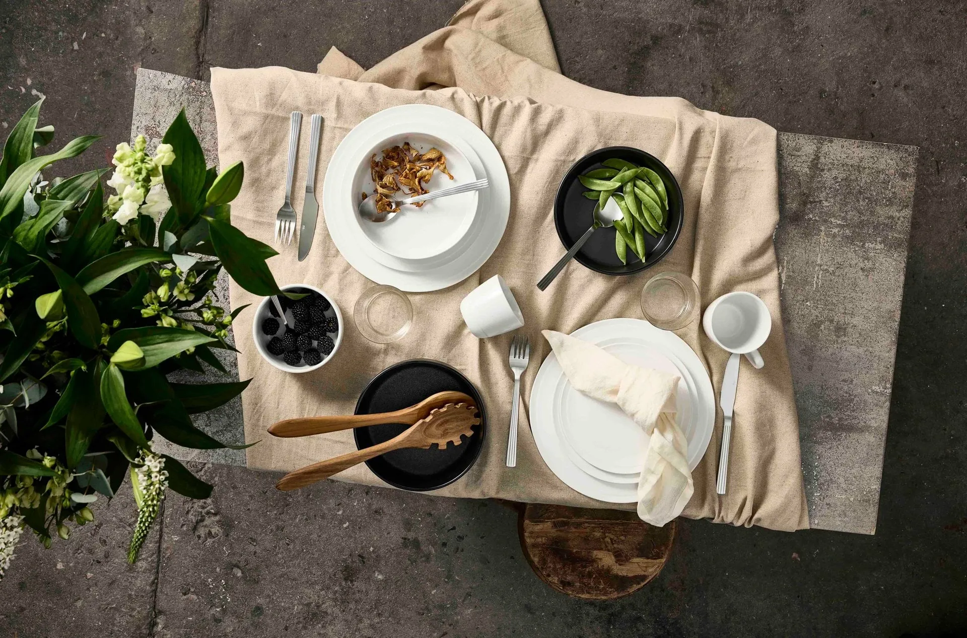 Tasse Raw avec anse 35 cl, Pure Porcelain Aida