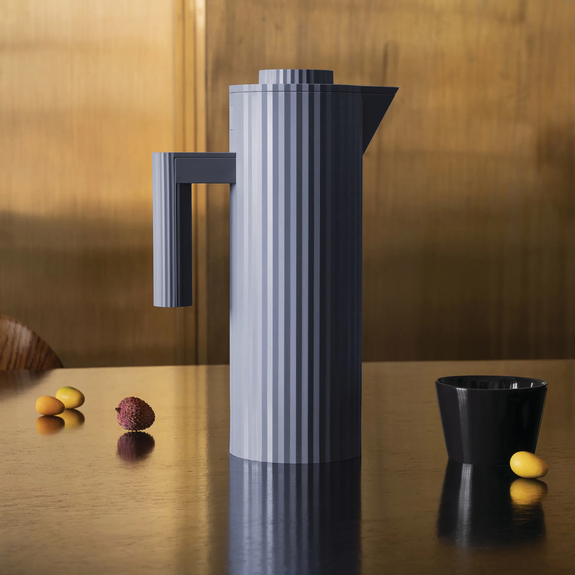 Bouteille thermos Plissé 1 L, Gris Alessi