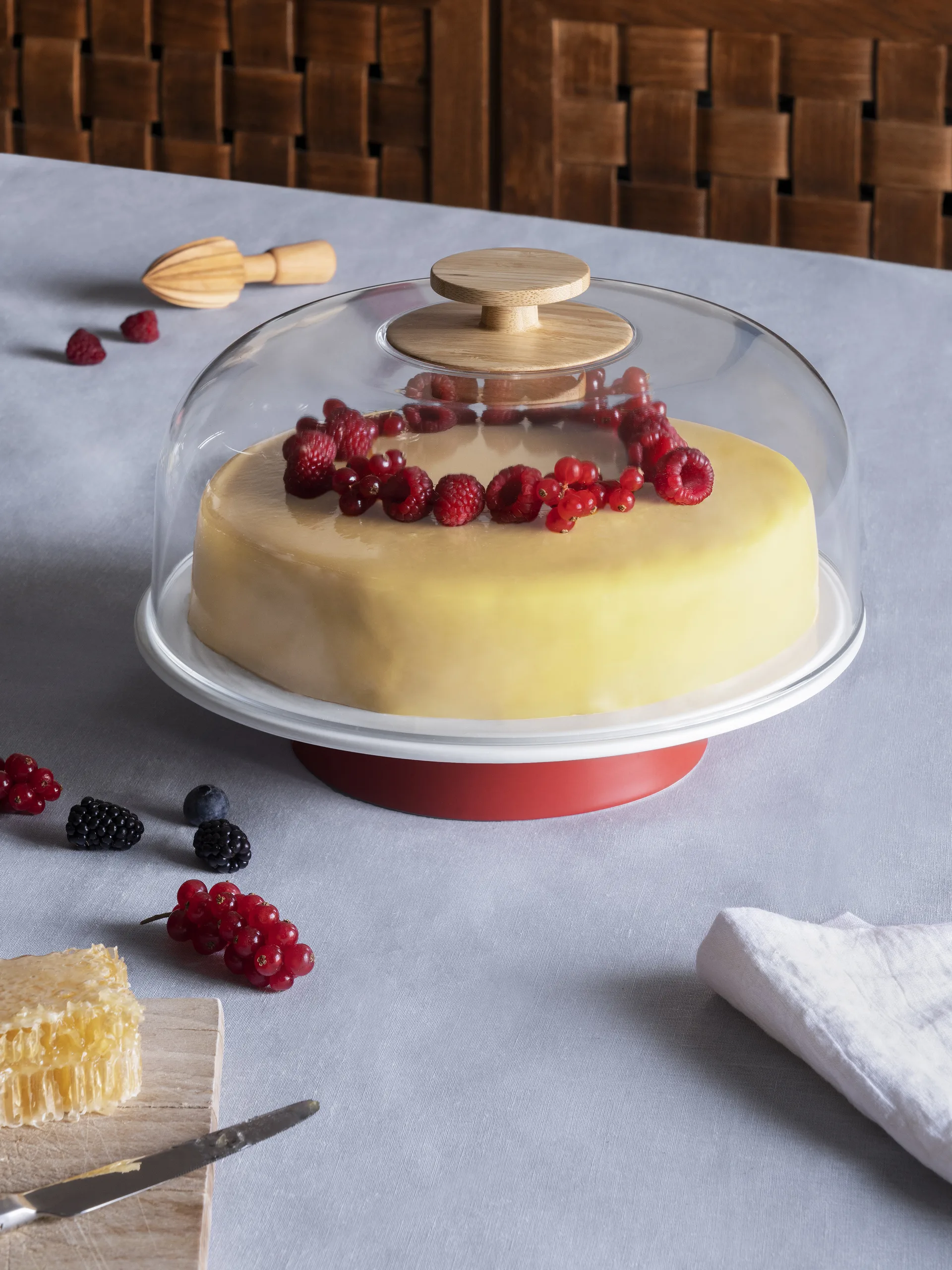 Plat à gâteau Mattina avec dôme en verre, Rouge Alessi