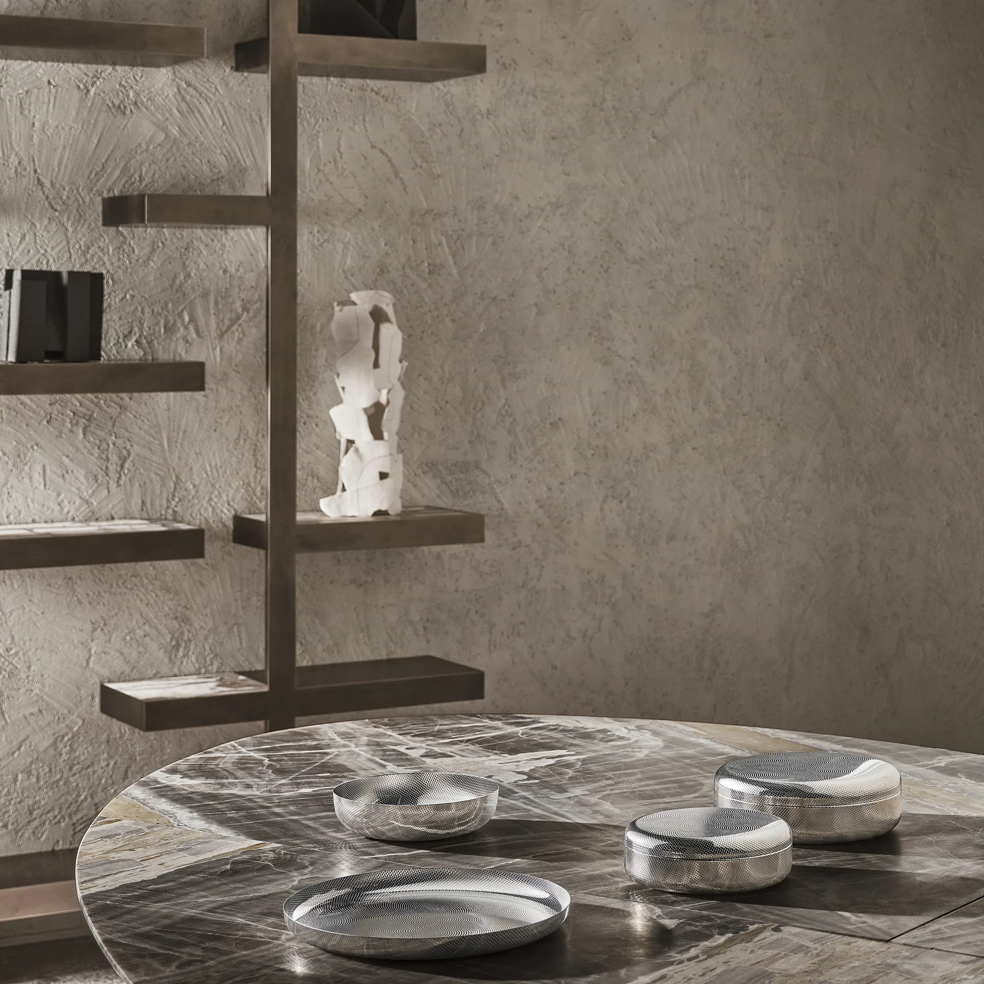 Plateau Extra ordinary texture, Ø35 cm Alessi