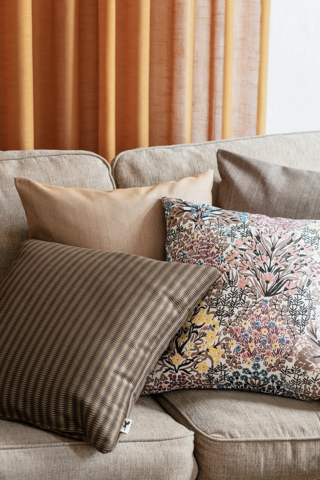 Housse de coussin Botanic Garden 50x50 cm, Vieux rose Almedahls