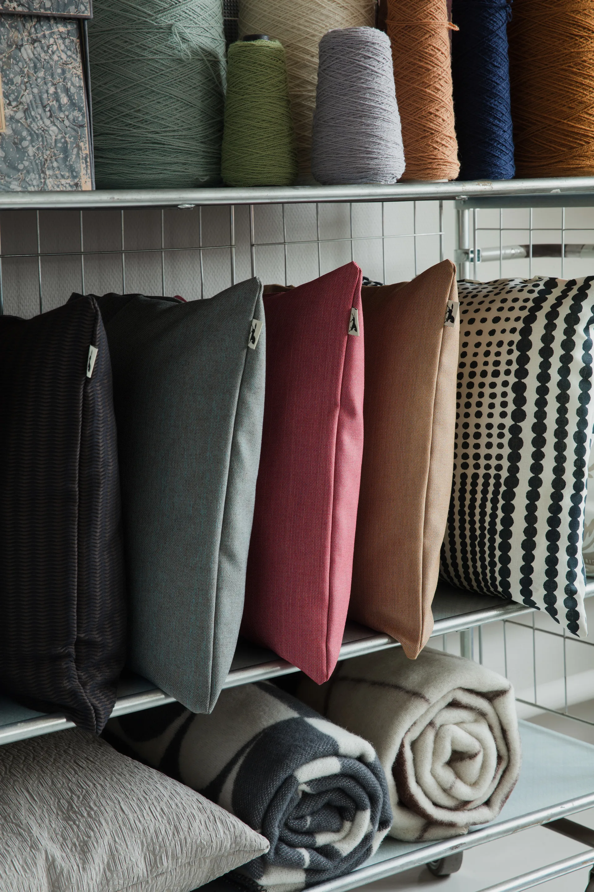 Housse de coussin Pricktyg 47x47 cm, Noir Almedahls