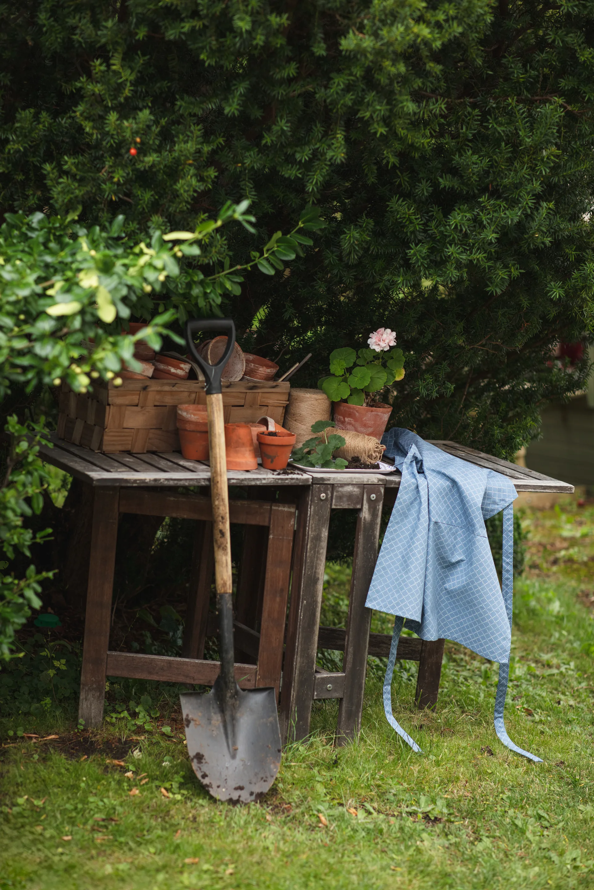 Tablier Prickruta, Bleu Almedahls