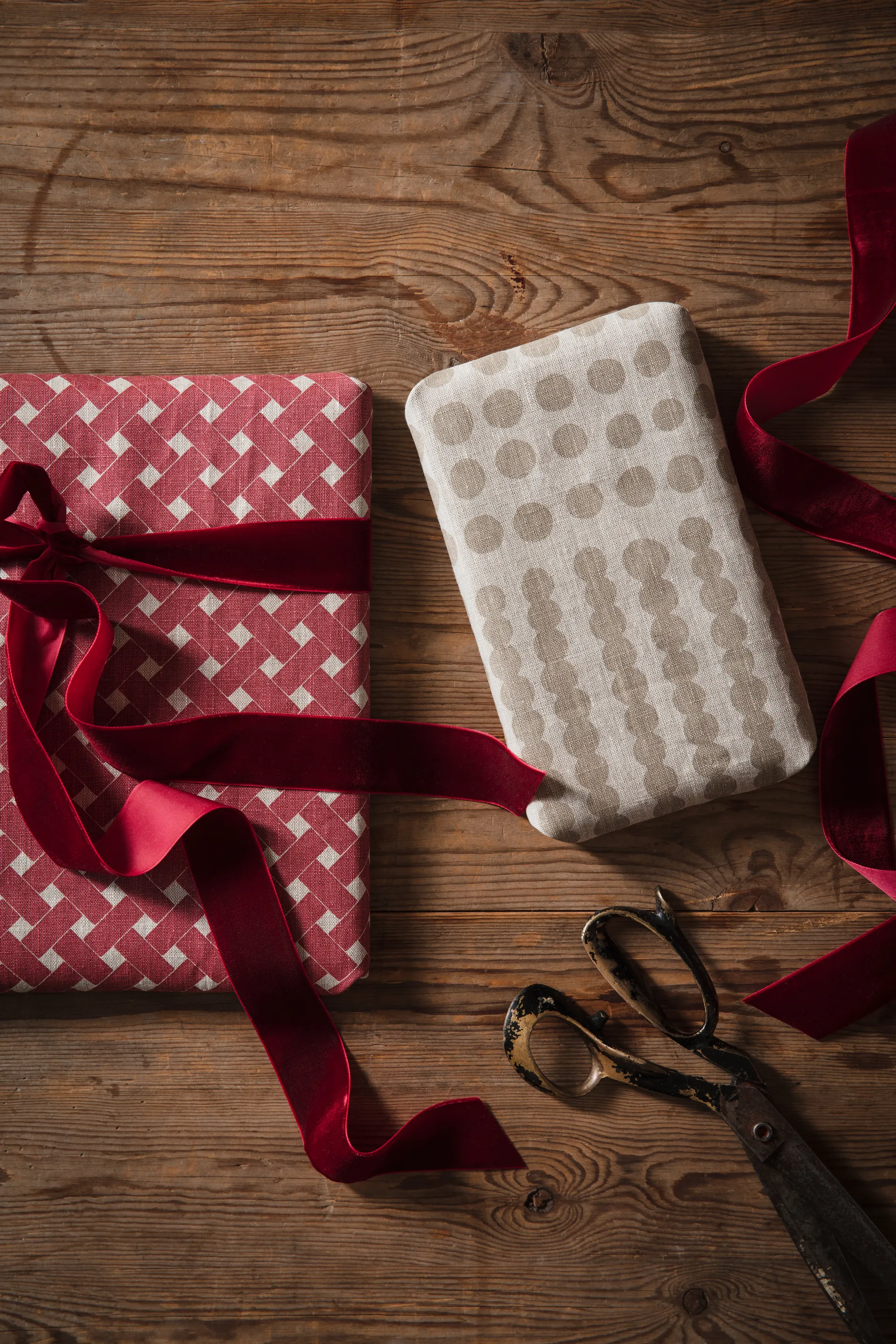 Tissu Pricktyg, Naturel-taupe Almedahls