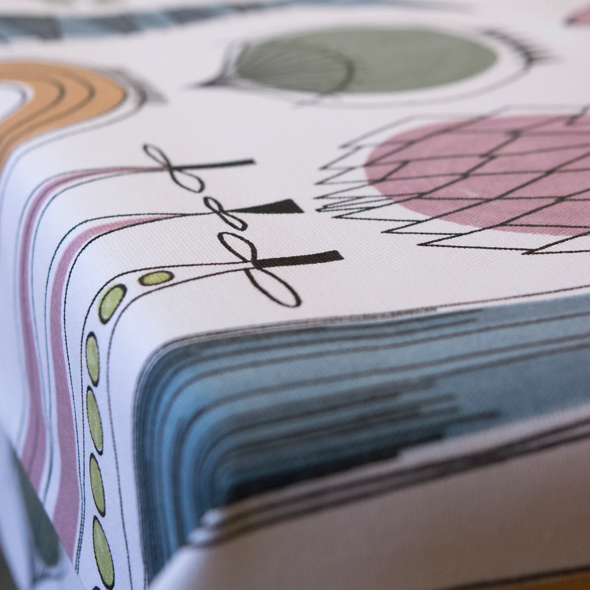 Toile cirée Pique-nique, bleu-rose Almedahls