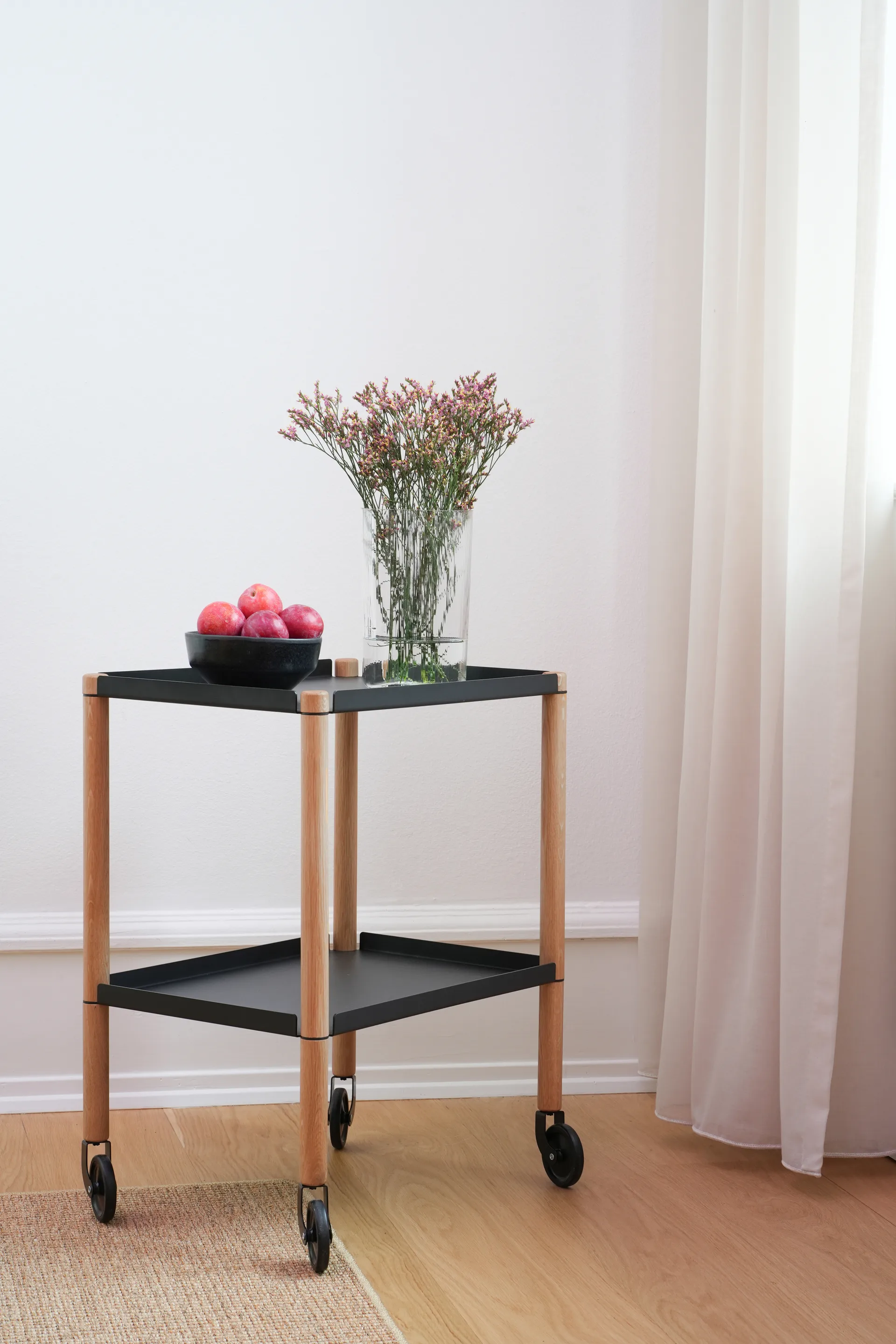 Table Connect, Chêne huilé, métal noir Andersen Furniture