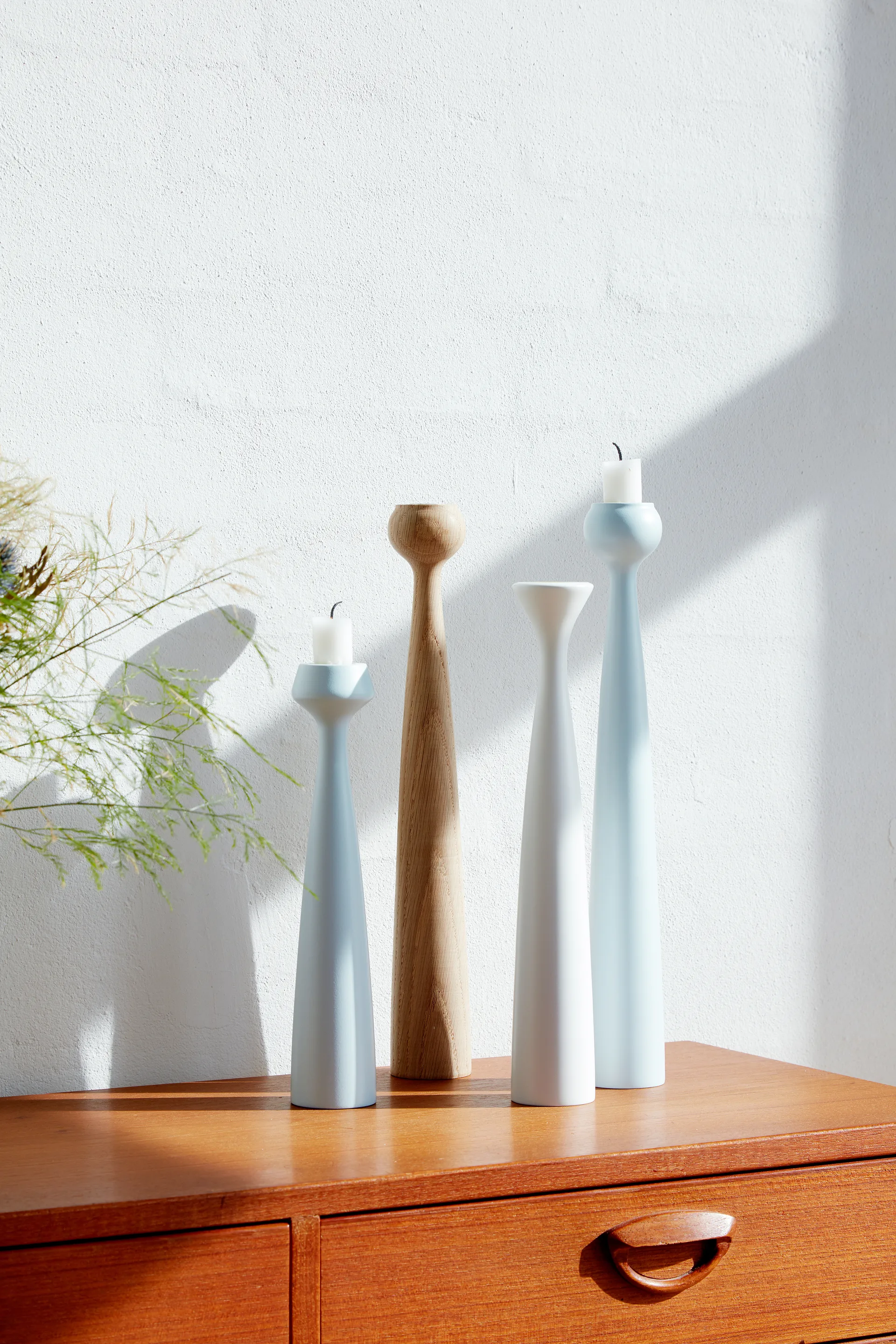 Bougeoir Blossom Tulip 33,5 cm, Chêne huilé Applicata