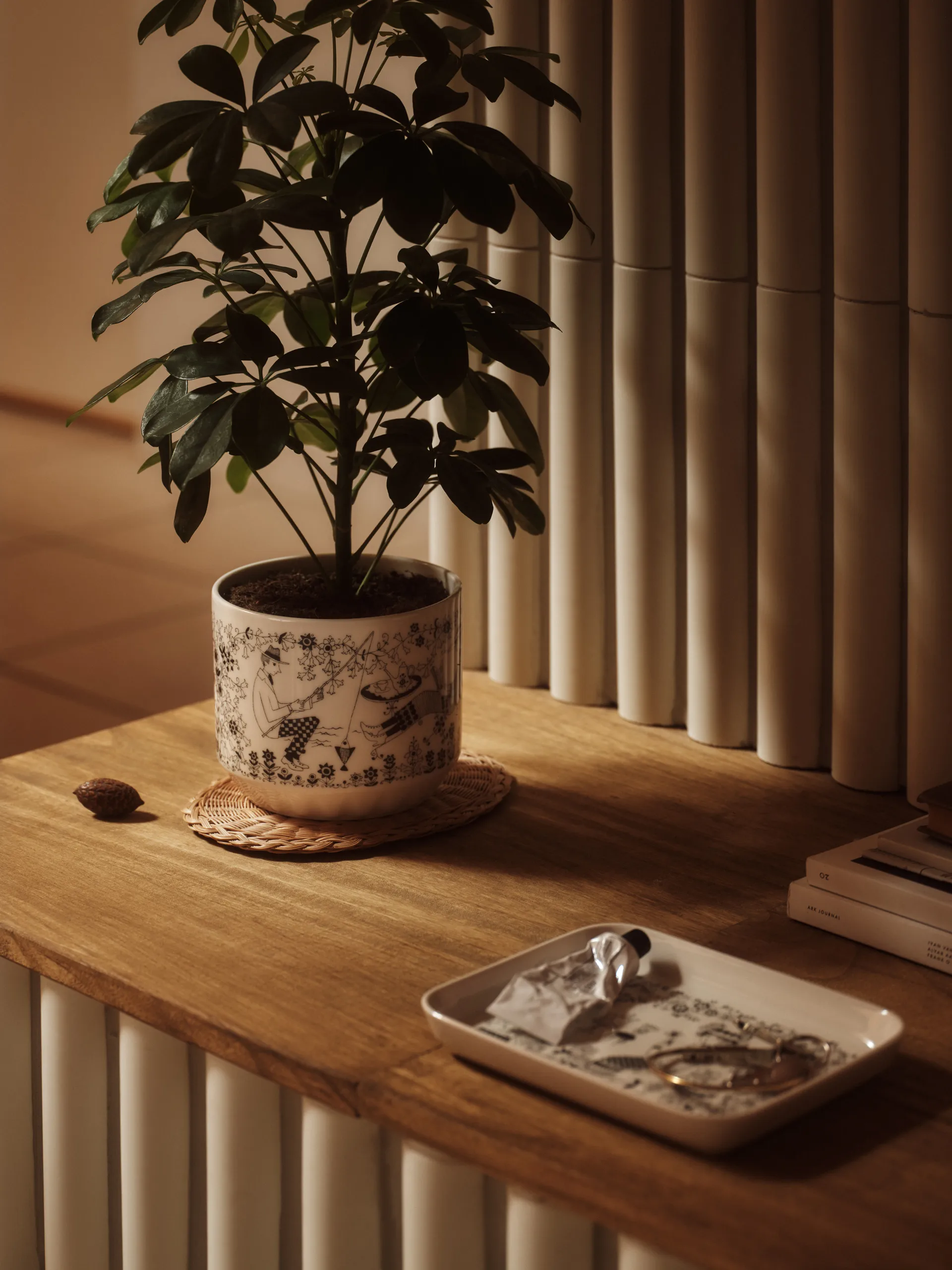 Assiette Emilia 15x19 cm, Noir-blanc Arabia