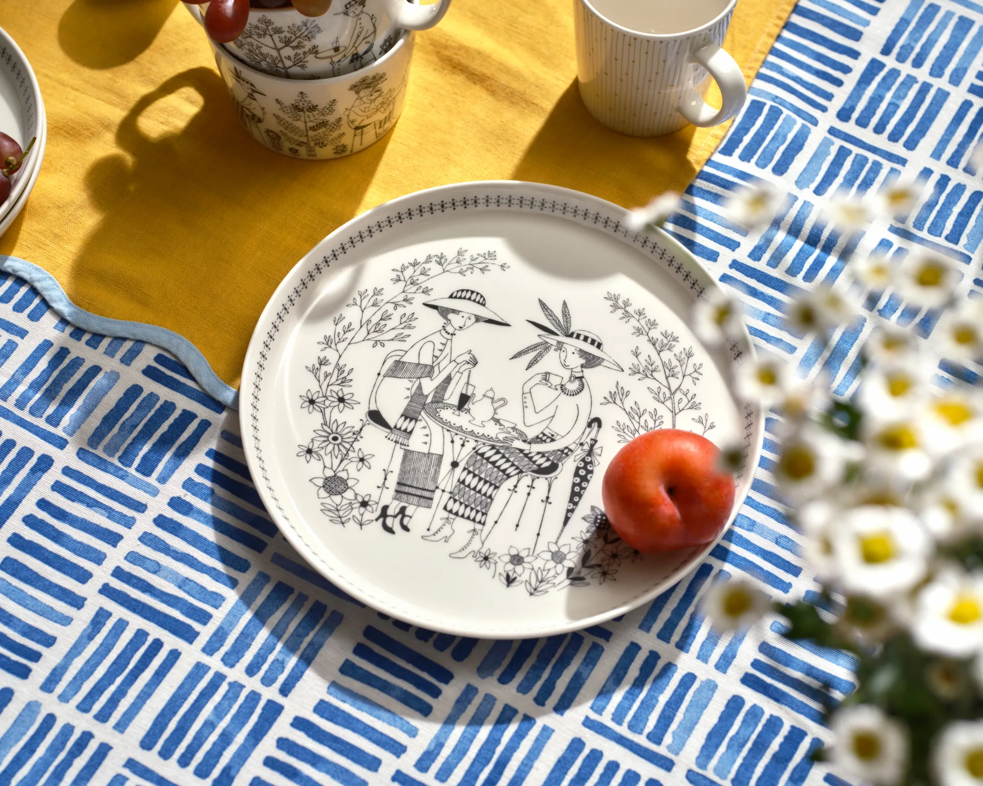 Assiette Emilia Ø 24 cm, Noir-blanc Arabia