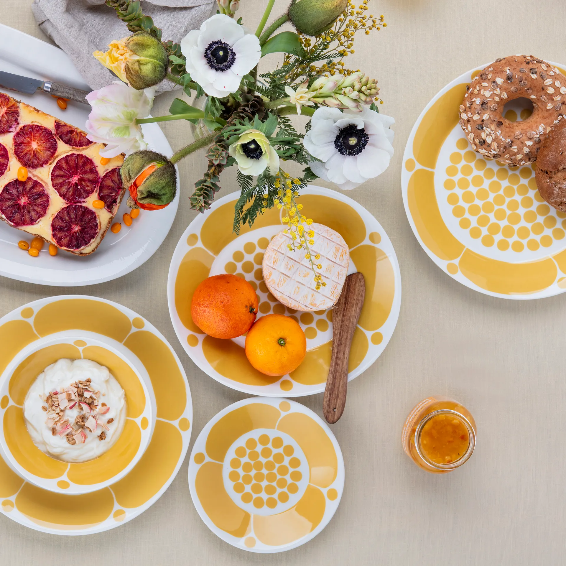 Assiette Sunnuntai ovale 25 cm, Jaune Arabia