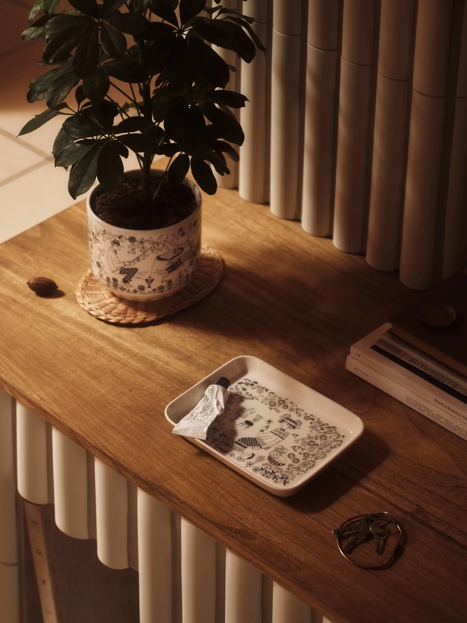 Pot Emilia Ø14 cm, Noir-blanc Arabia