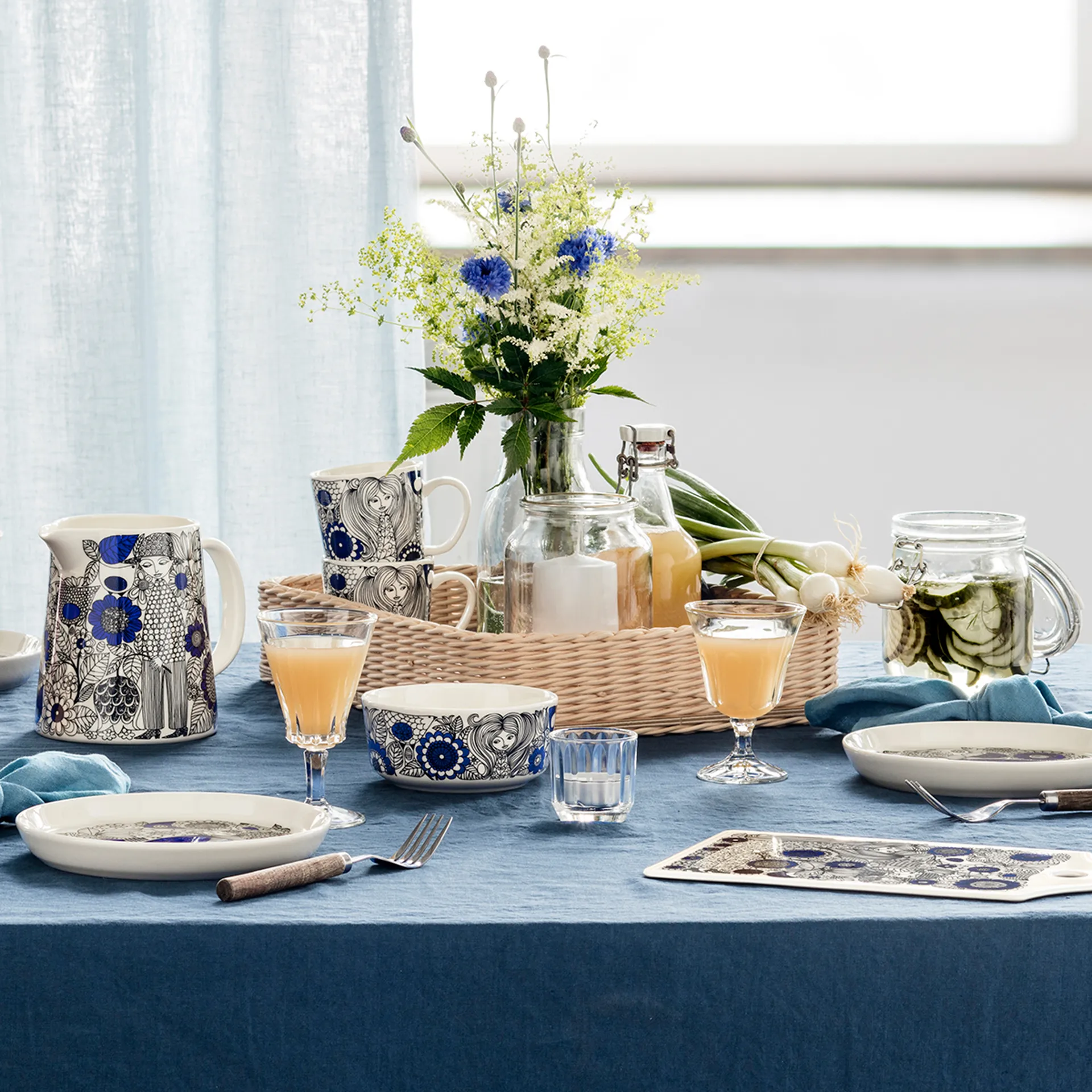 Tasse 30 cl et Assiette Ø19 cm Pagrandaali, Bleu Arabia