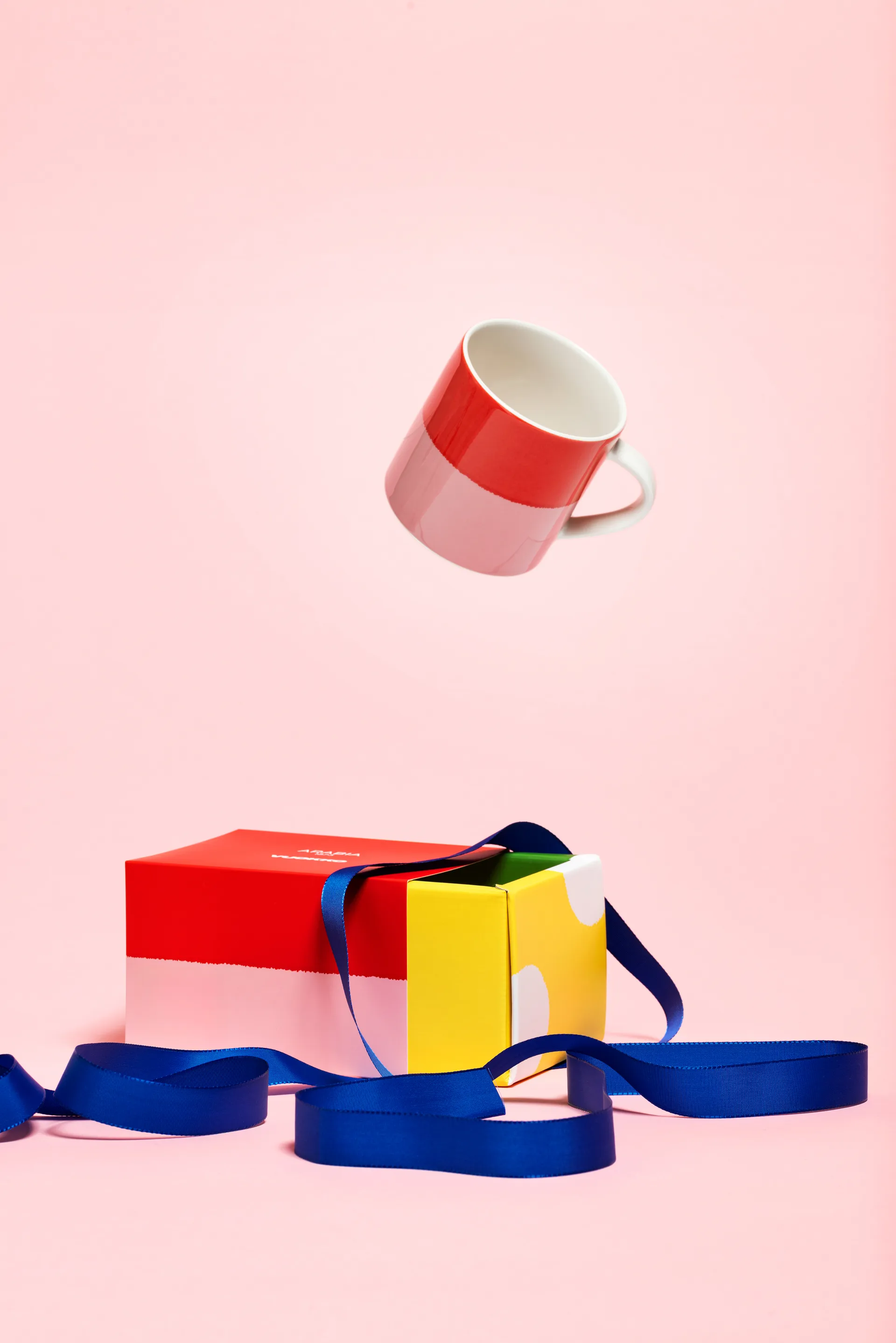 Vase Vuokko 35 cm, 2-couleurs rose-rouge Arabia