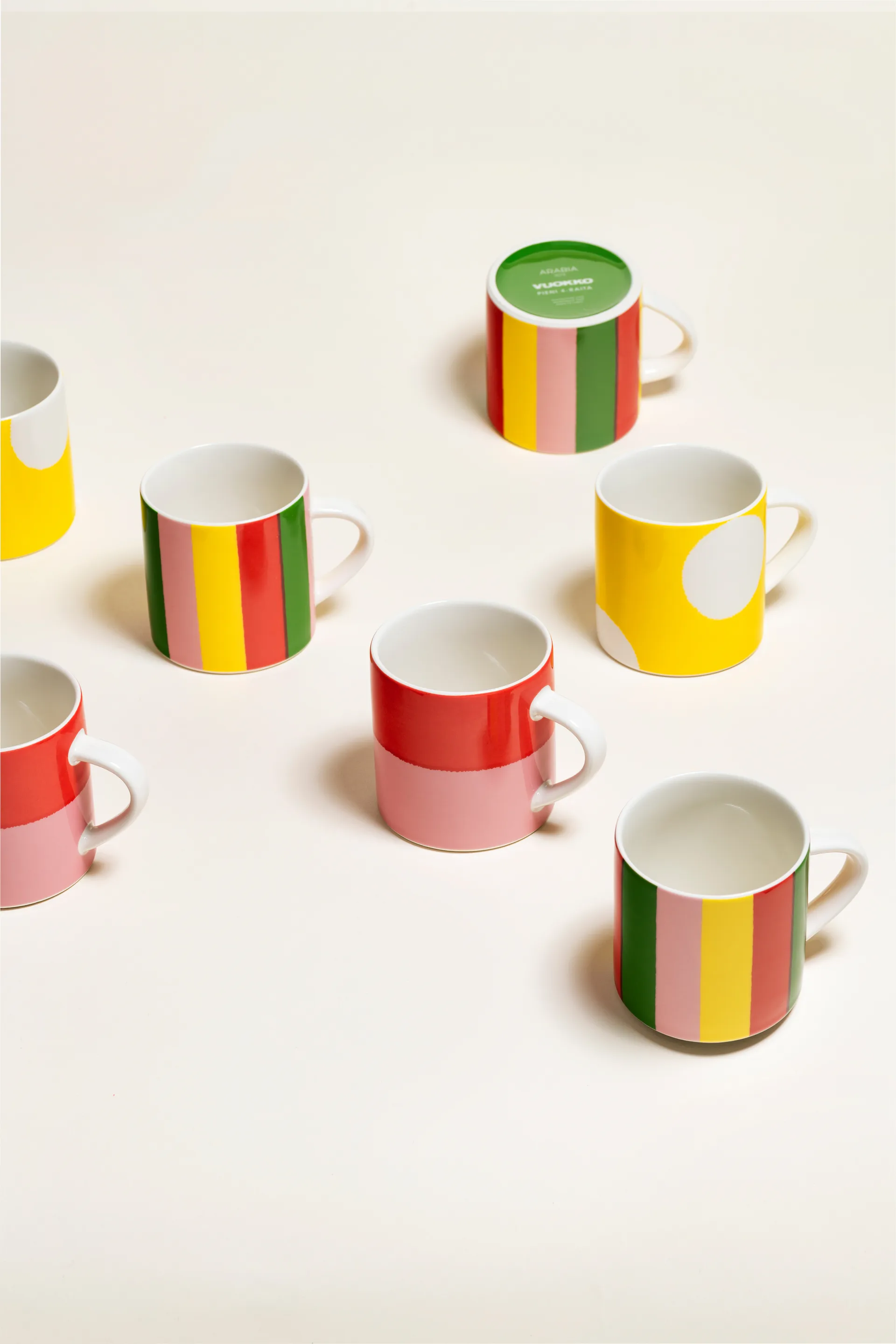 Vase Vuokko 35 cm, Pieni 4-raita Arabia