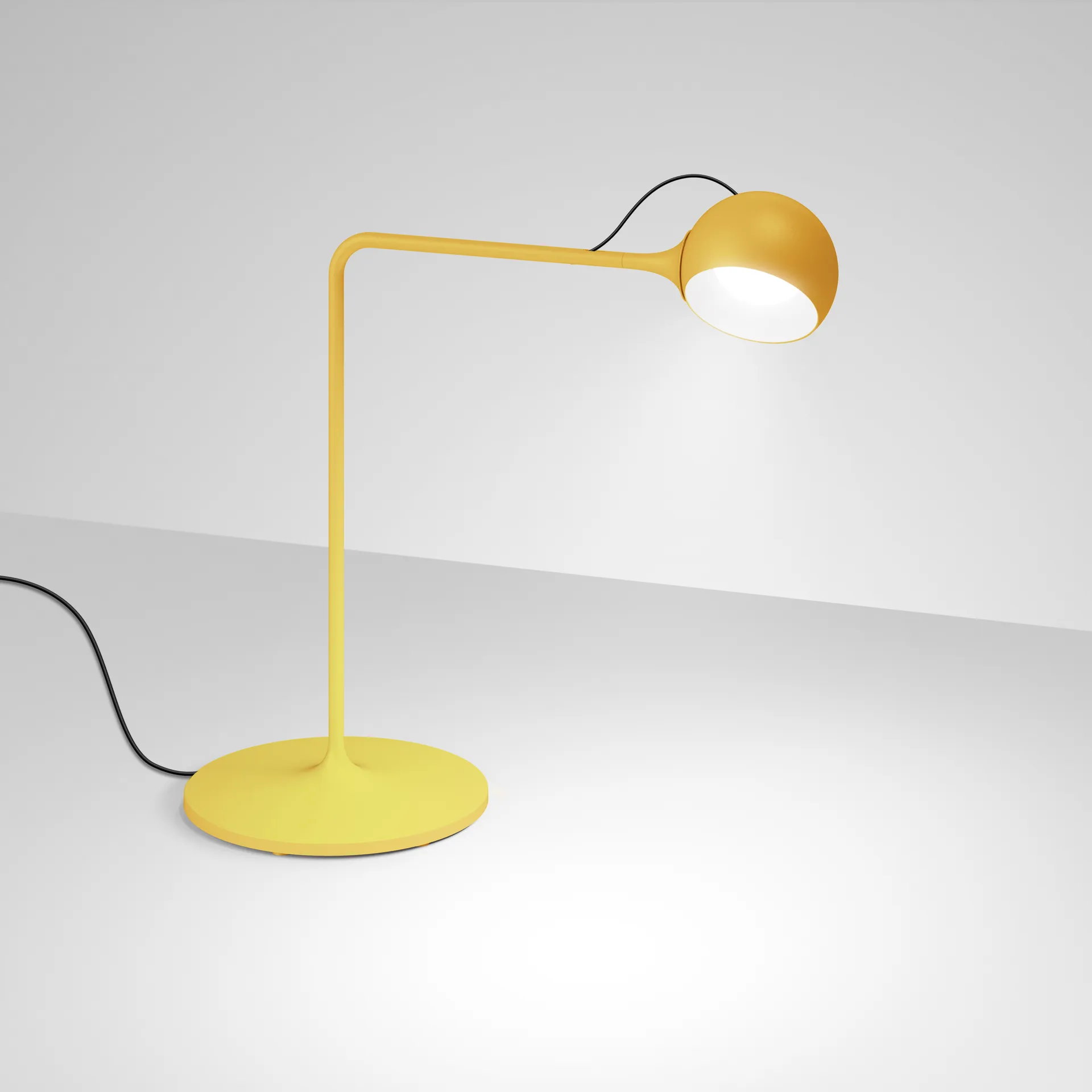 Lampe de table Ixa, Yellow Artemide