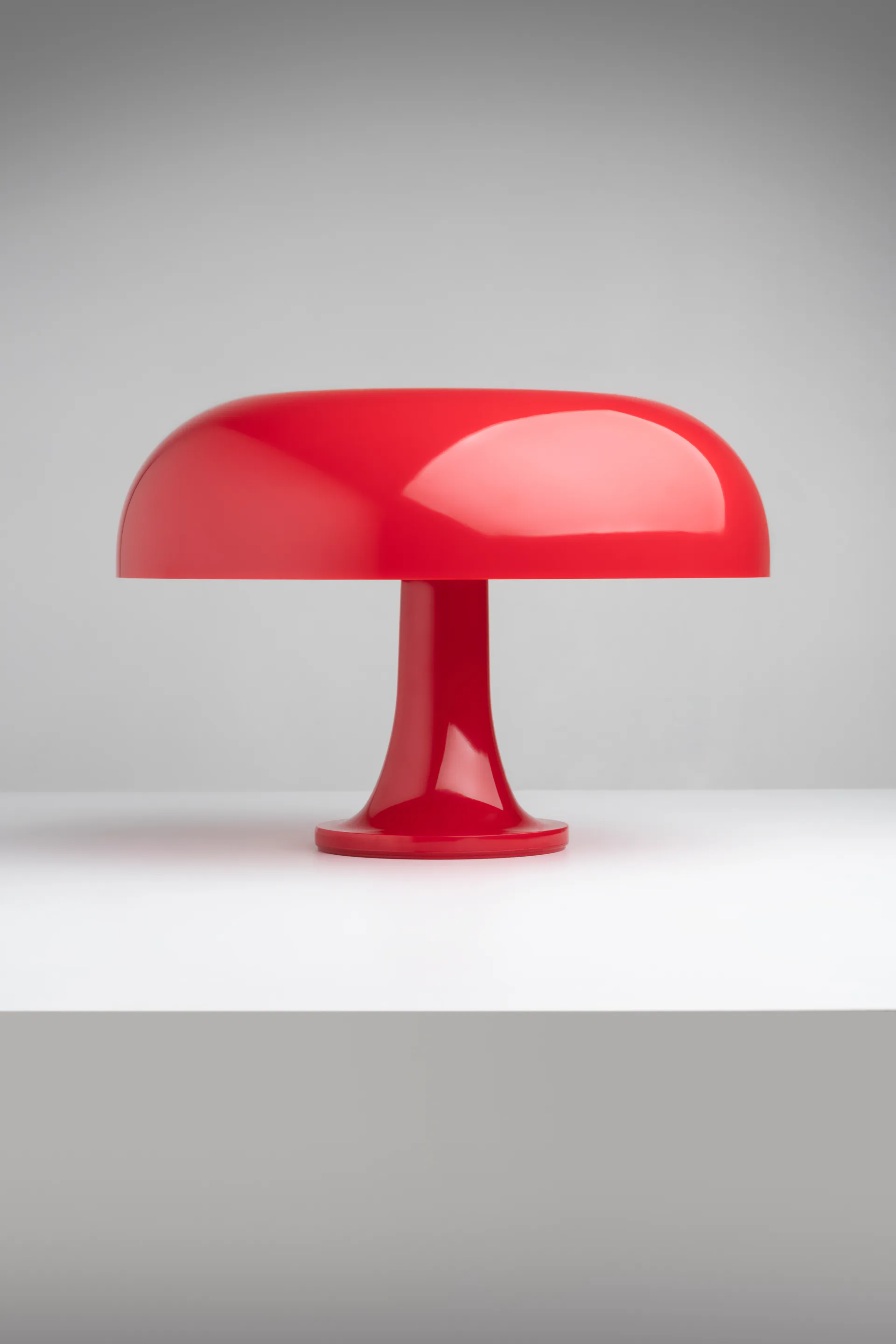 Lampe de table Nessino, Red Artemide