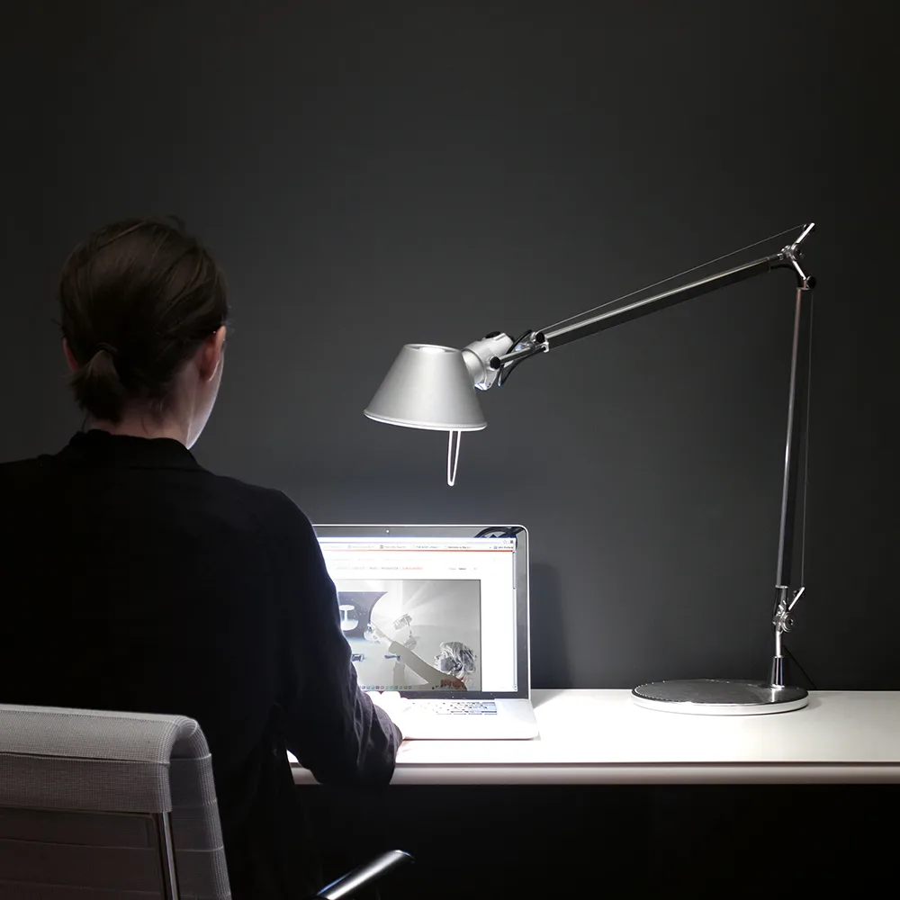 Lampe de table Tolomeo Micro, rouge Artemide